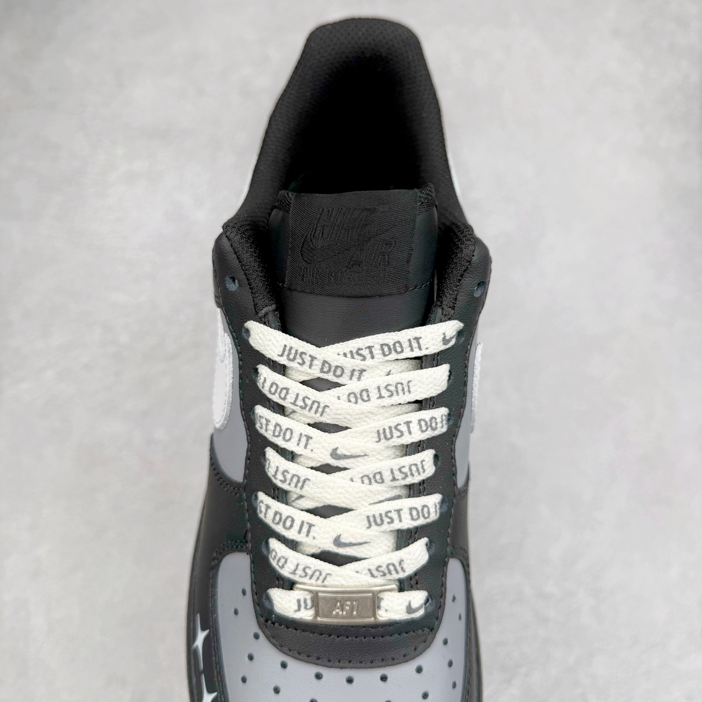 图片[5]-NK Air Force 1´07 Low 空军一号低帮百搭休闲运动板鞋 ZH0316-085 柔软、弹性十足的缓震性能和出色的中底设计 横跨复古与现代的外型结合 造就出风靡全球 三十多年的Force 1 直到今天还深受青睐 实拍调校N版已经零色差零失真 百分百还原实物色彩所见即所得 不存在货不对板色差等低级问题 选购参考实物拍摄 不混卖不参货 只用心做好货严格选品 承诺混一赔十 尺码：36 36.5 37.5 38 38.5 39 40 40.5 41 42 42.5 43 44 44.5 45-选品中心