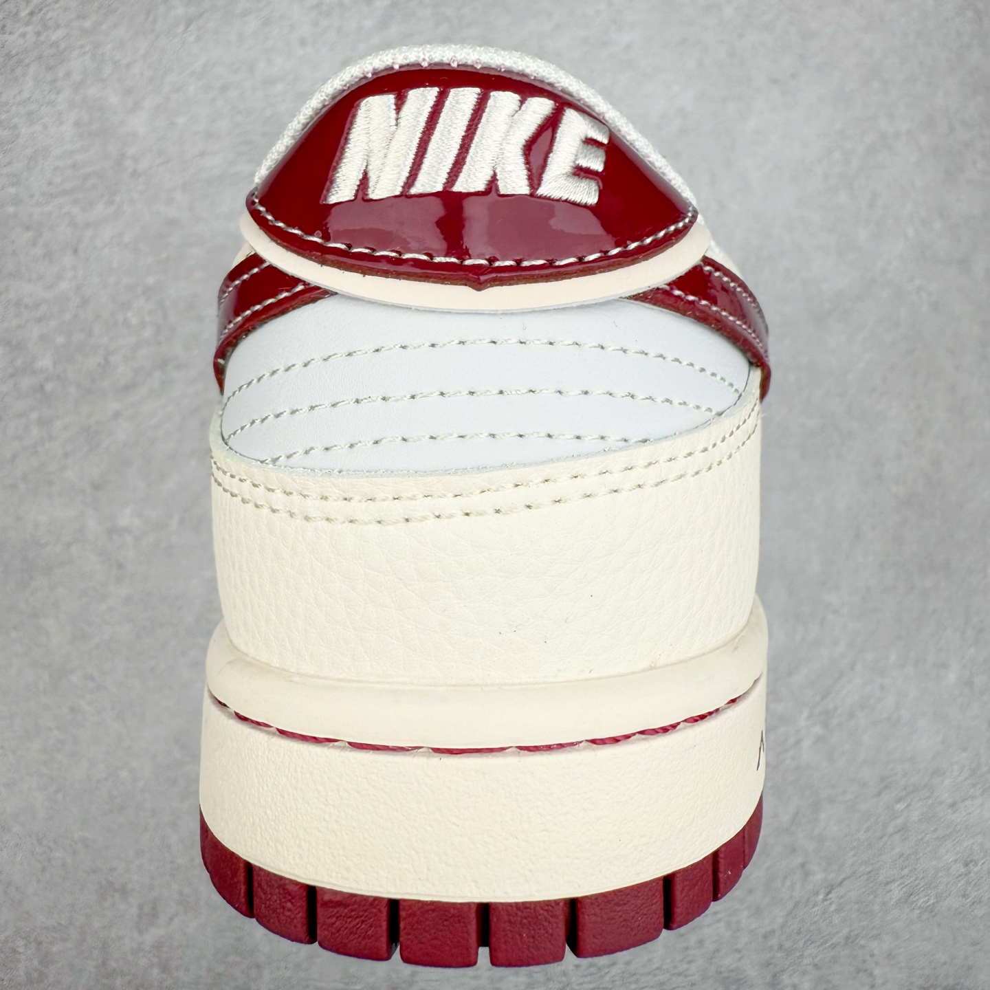 图片[8]-NK Dunk Low 定制配色 FC1688-236 大厂出品 极力推荐 原装头层材料 独家版型蒸餾加工帶來的是更好的视觉和脚感体验大厂纯原品质出货 清洁度 电绣工艺 皮料切割干净无任何毛边 细节完美 实拍调校N版已经零色差零失真 百分百还原实物色彩所见即所得 不存在货不对板色差等低级问题 选购参考实物拍摄 不混卖不参货 只用心做好货严格选品 承诺混一赔十 尺码：36 36.5 37.5 38 38.5 39 40 40.5 41 42 42.5 43 44 44.5 45-选品中心