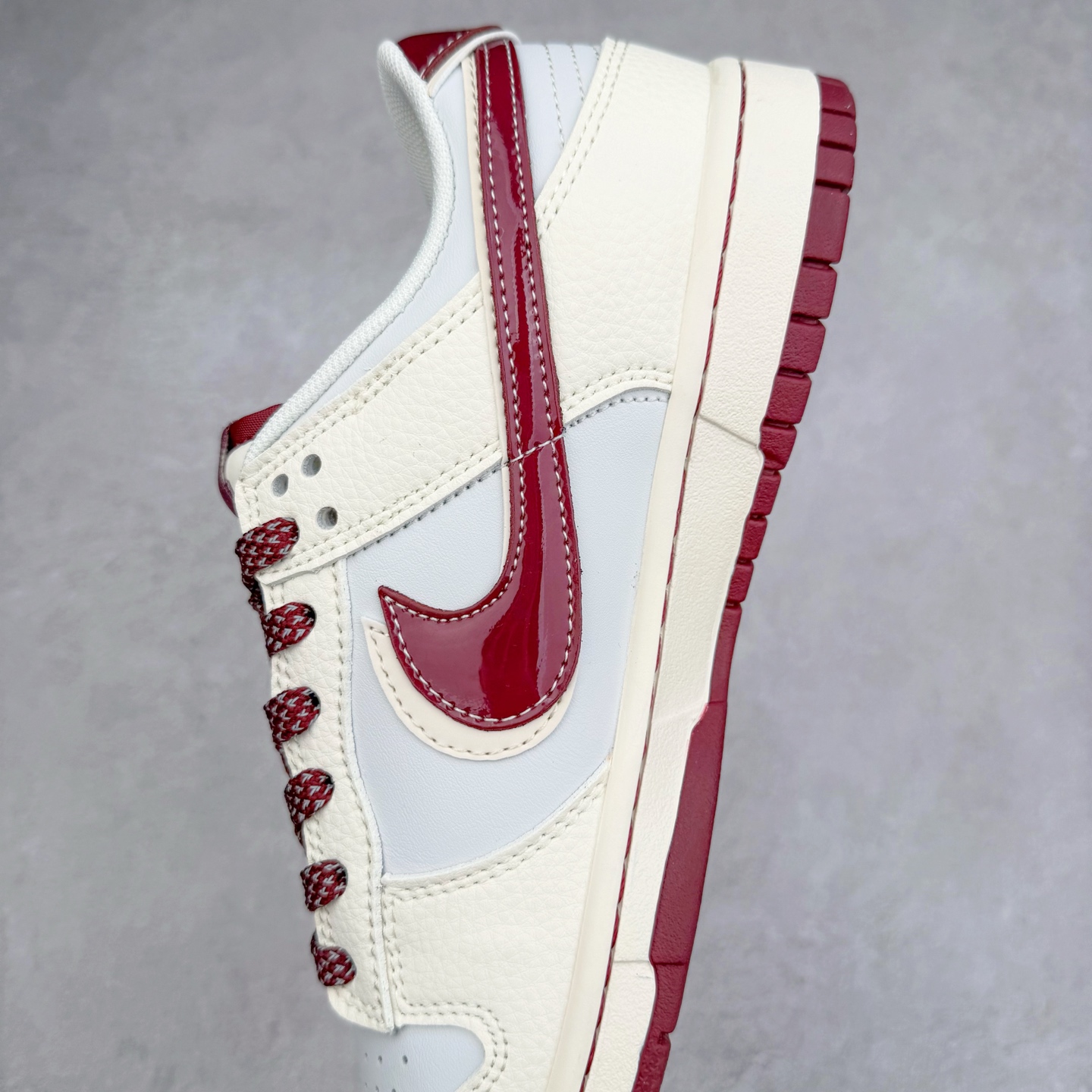 图片[7]-NK Dunk Low 定制配色 FC1688-236 大厂出品 极力推荐 原装头层材料 独家版型蒸餾加工帶來的是更好的视觉和脚感体验大厂纯原品质出货 清洁度 电绣工艺 皮料切割干净无任何毛边 细节完美 实拍调校N版已经零色差零失真 百分百还原实物色彩所见即所得 不存在货不对板色差等低级问题 选购参考实物拍摄 不混卖不参货 只用心做好货严格选品 承诺混一赔十 尺码：36 36.5 37.5 38 38.5 39 40 40.5 41 42 42.5 43 44 44.5 45-选品中心