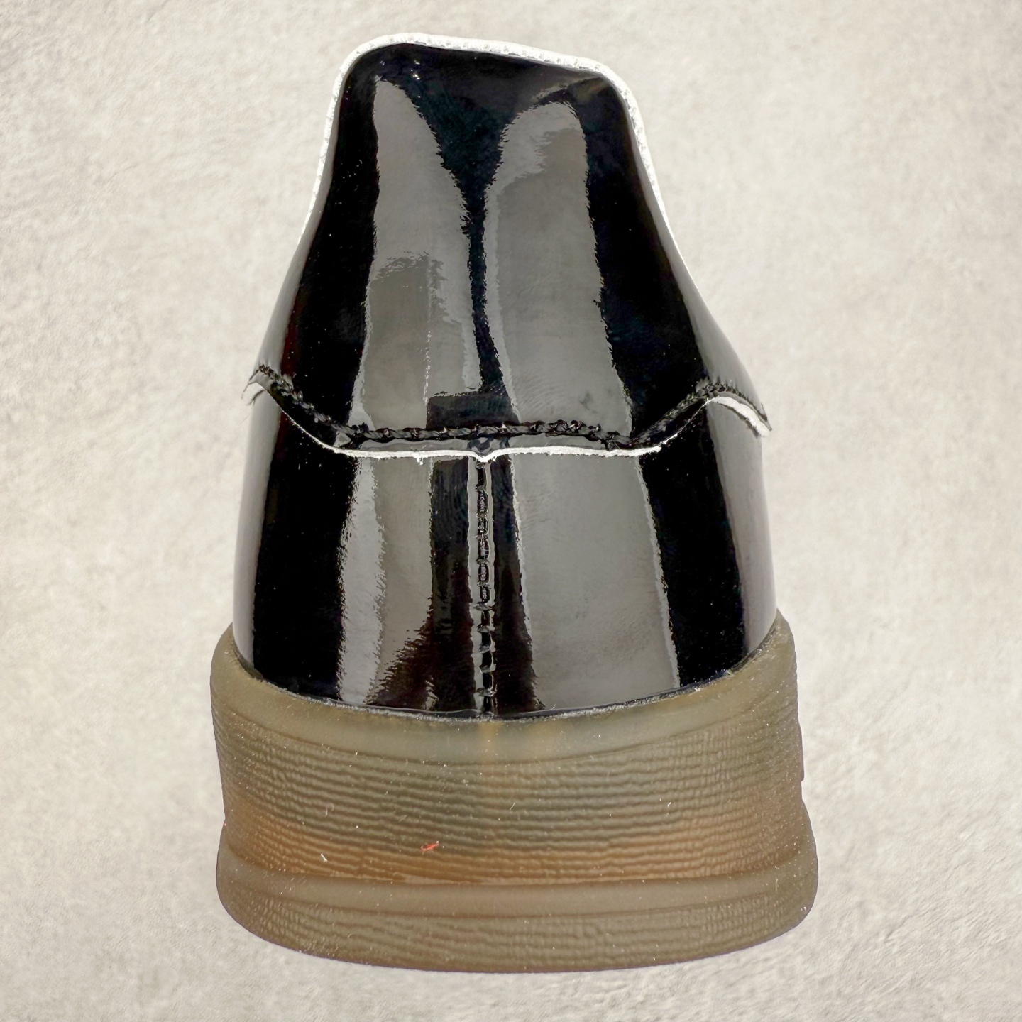 图片[8]-AD Gazelle Indoor Trainers 羚羊内训系列低帮复古百搭休闲运动德训风板鞋 JQ8124 90年代经典的复刻版！自60年代以足球训练鞋面世以来,Gazelle就以其经典设计席卷全球。1991年版本的复刻,再造经典Gazelle。采用皮革打造,搭配浊色细节,让这款经典更加简约。尺码：36 36⅔ 37⅓ 38 38⅔ 39⅓ 40 40⅔ 41⅓ 42 42⅔ 43⅓ 44⅓ 44⅔ 45-选品中心