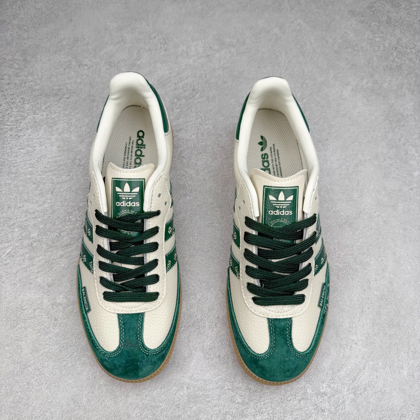 图片[2]-＃C2 AD Original Samba OG 复古经典轻便板鞋 定制配色 XR0002 这款桑巴鞋展示了高质量的工艺 带有装饰的超锁缝制和无缝的手感 柔软、柔软的皮革造型和标志性的3条纹完成了精致的外观 正规合身鞋带 鞋面上有绒面鞋垫 橡胶鞋底 享受正畸套筒软感 自50年代首次亮相以来就一直在赢得粉丝的青睐 尺码：36 36.5 37.5 38 38.5 39 40 40.5 41 42 42.5 43 44 44.5 45-选品中心