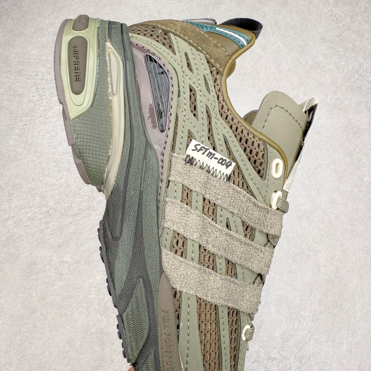 图片[6]-SFTM x AD Originals ADISTAR CUSHION 联名复古舒适防滑耐磨低帮生活休闲鞋 JR8045实拍调校N版已经零色差零失真 百分百还原实物色彩所见即所得 不存在货不对板色差等低级问题 选购参考实物拍摄 不混卖不参货 只用心做好货严格选品 承诺混一赔十 尺码：36 36.5 37.5 38 38.5 39 40 40.5 41 42 42.5 43 44 44.5 45-选品中心