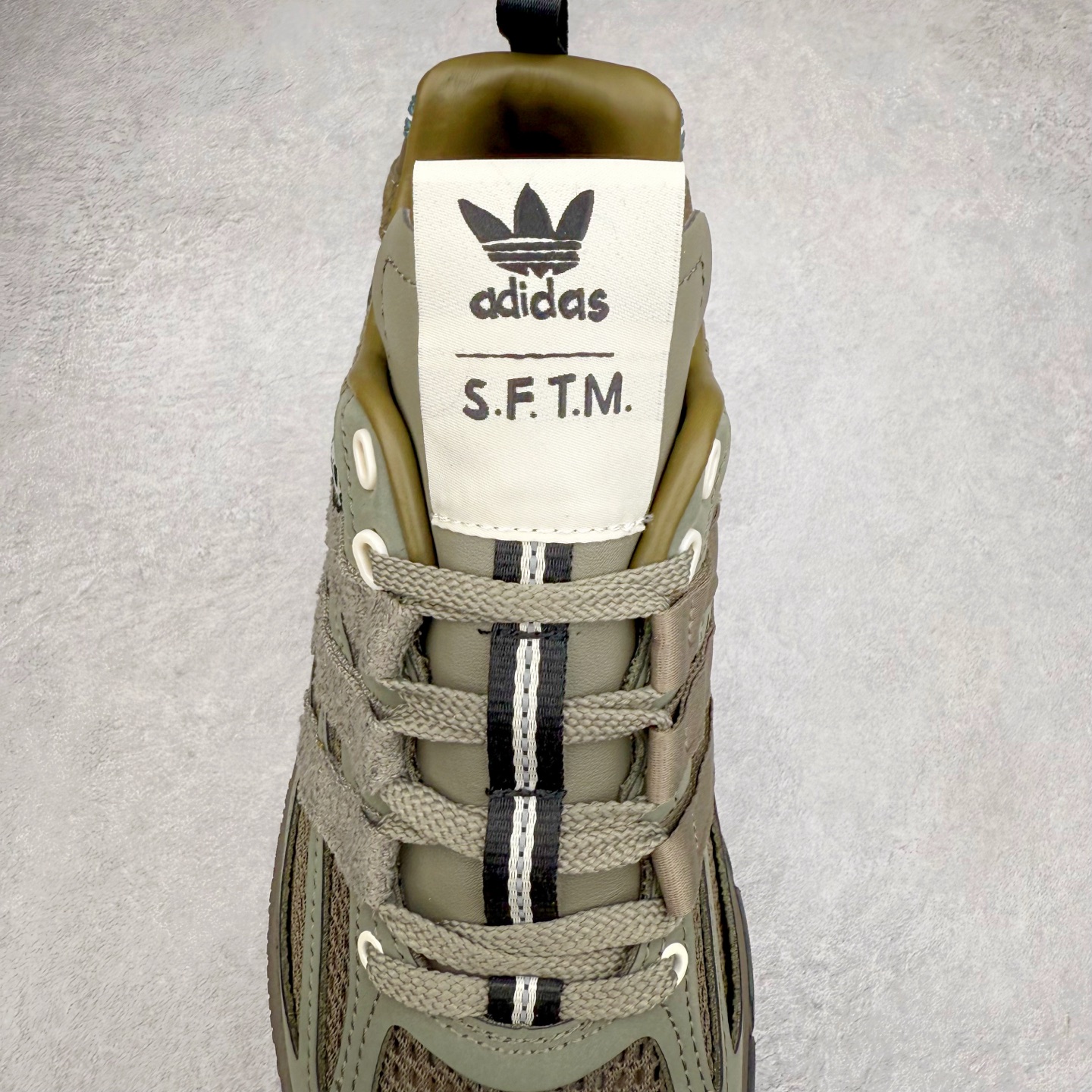 图片[5]-SFTM x AD Originals ADISTAR CUSHION 联名复古舒适防滑耐磨低帮生活休闲鞋 JR8045实拍调校N版已经零色差零失真 百分百还原实物色彩所见即所得 不存在货不对板色差等低级问题 选购参考实物拍摄 不混卖不参货 只用心做好货严格选品 承诺混一赔十 尺码：36 36.5 37.5 38 38.5 39 40 40.5 41 42 42.5 43 44 44.5 45-选品中心