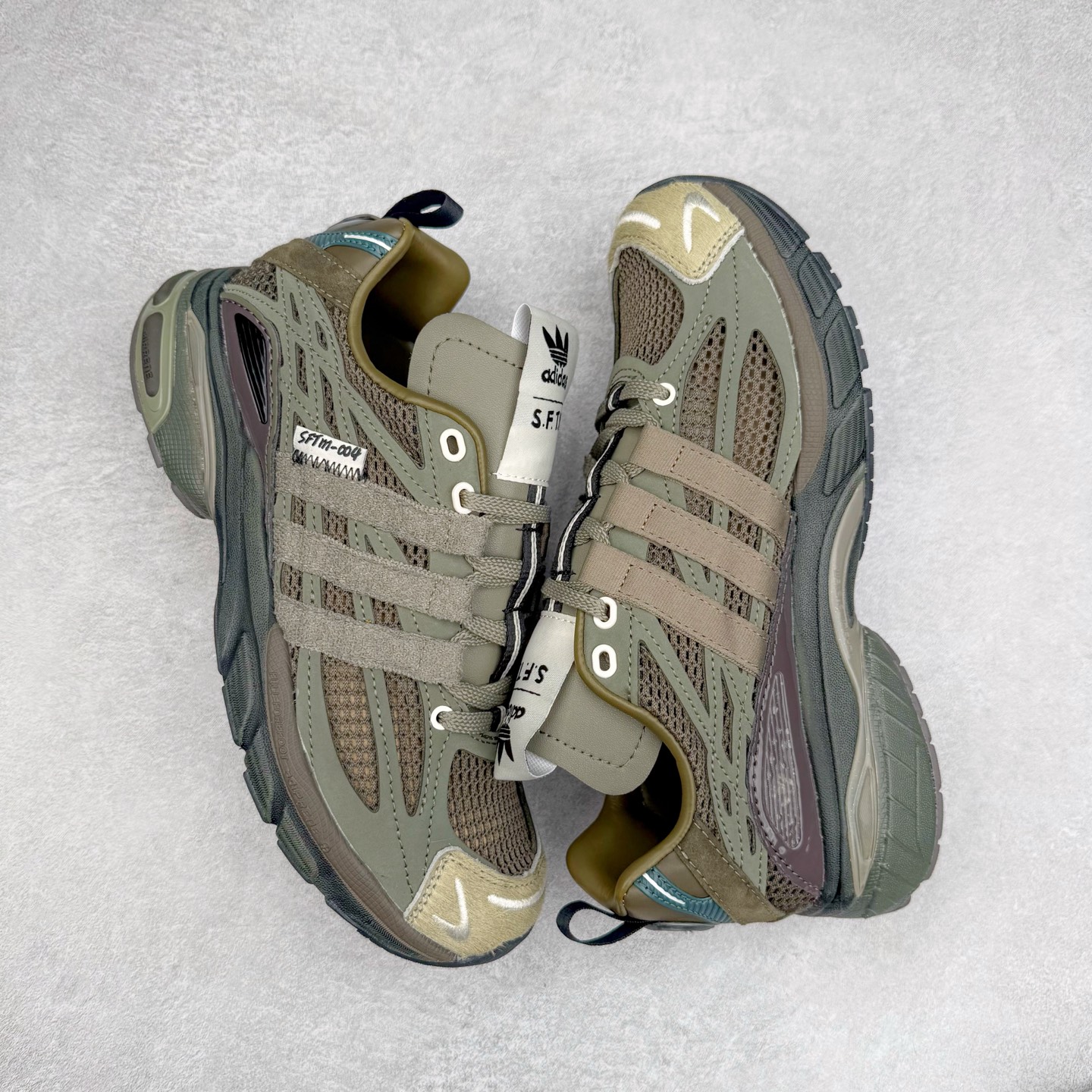 图片[3]-SFTM x AD Originals ADISTAR CUSHION 联名复古舒适防滑耐磨低帮生活休闲鞋 JR8045实拍调校N版已经零色差零失真 百分百还原实物色彩所见即所得 不存在货不对板色差等低级问题 选购参考实物拍摄 不混卖不参货 只用心做好货严格选品 承诺混一赔十 尺码：36 36.5 37.5 38 38.5 39 40 40.5 41 42 42.5 43 44 44.5 45-选品中心