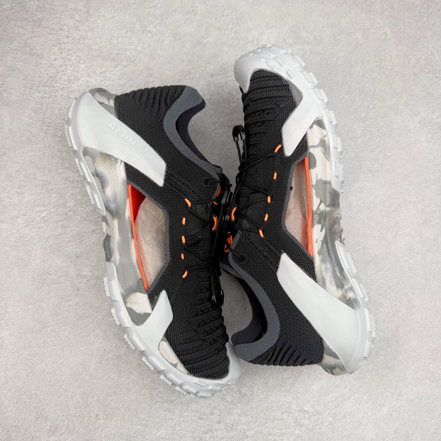 图片[3]-MAMMUT猛犸象 Hueco Knit 2 登山靴多功能鞋履 独立私模 顶级复刻百分百还原# 应用BASE FIT 2.0专利技术 拥有优越的抓地力、护趾力和运动缓冲功能 可折叠鞋跟 透气针织鞋面 适合春夏与初秋季节的设计 即刻\\\”履\\\”行出发 尺码：36 36.5 37.5 38 38.5 39 40 40.5 41 42 42.5 43 44 44.5 45 46-选品中心