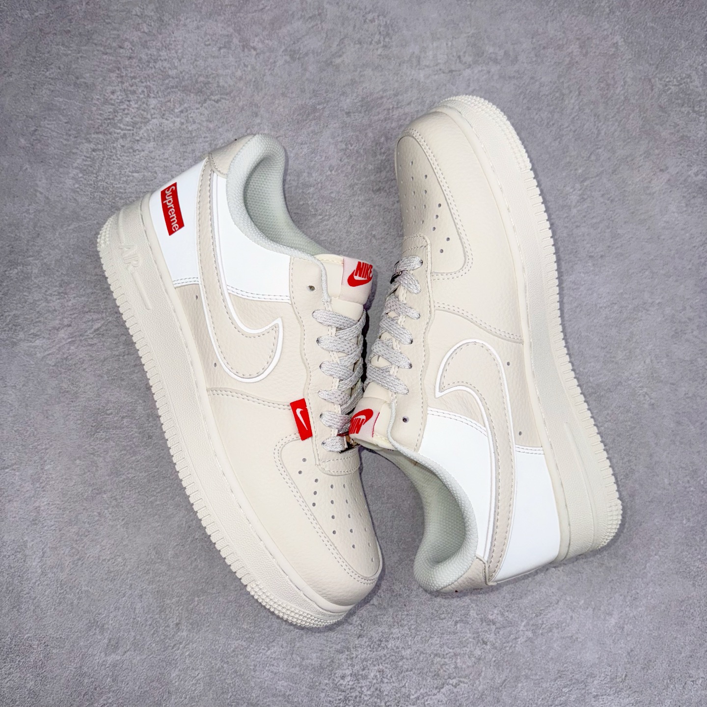 图片[3]-NK Air Force 1´07 Low 空军一号低帮百搭休闲运动板鞋 CS5288-011 柔软、弹性十足的缓震性能和出色的中底设计 横跨复古与现代的外型结合 造就出风靡全球 三十多年的Force 1 直到今天还深受青睐 实拍调校N版已经零色差零失真 百分百还原实物色彩所见即所得 不存在货不对板色差等低级问题 选购参考实物拍摄 不混卖不参货 只用心做好货严格选品 承诺混一赔十 尺码：36 36.5 37.5 38 38.5 39 40 40.5 41 42 42.5 43 44 44.5 45-选品中心