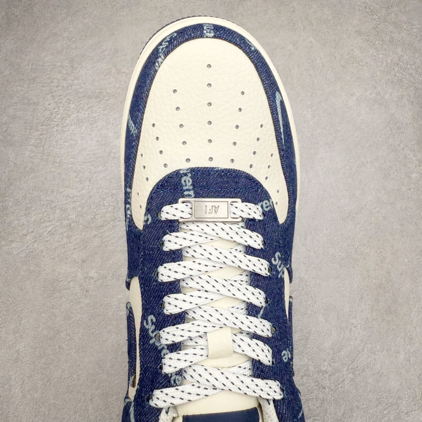 图片[4]-NK Air Force 1´07 Low 空军一号低帮百搭休闲运动板鞋 LW9279-005 柔软、弹性十足的缓震性能和出色的中底设计 横跨复古与现代的外型结合 造就出风靡全球 三十多年的Force 1 直到今天还深受青睐 实拍调校N版已经零色差零失真 百分百还原实物色彩所见即所得 不存在货不对板色差等低级问题 选购参考实物拍摄 不混卖不参货 只用心做好货严格选品 承诺混一赔十 尺码：36 36.5 37.5 38 38.5 39 40 40.5 41 42 42.5 43 44 44.5 45-选品中心