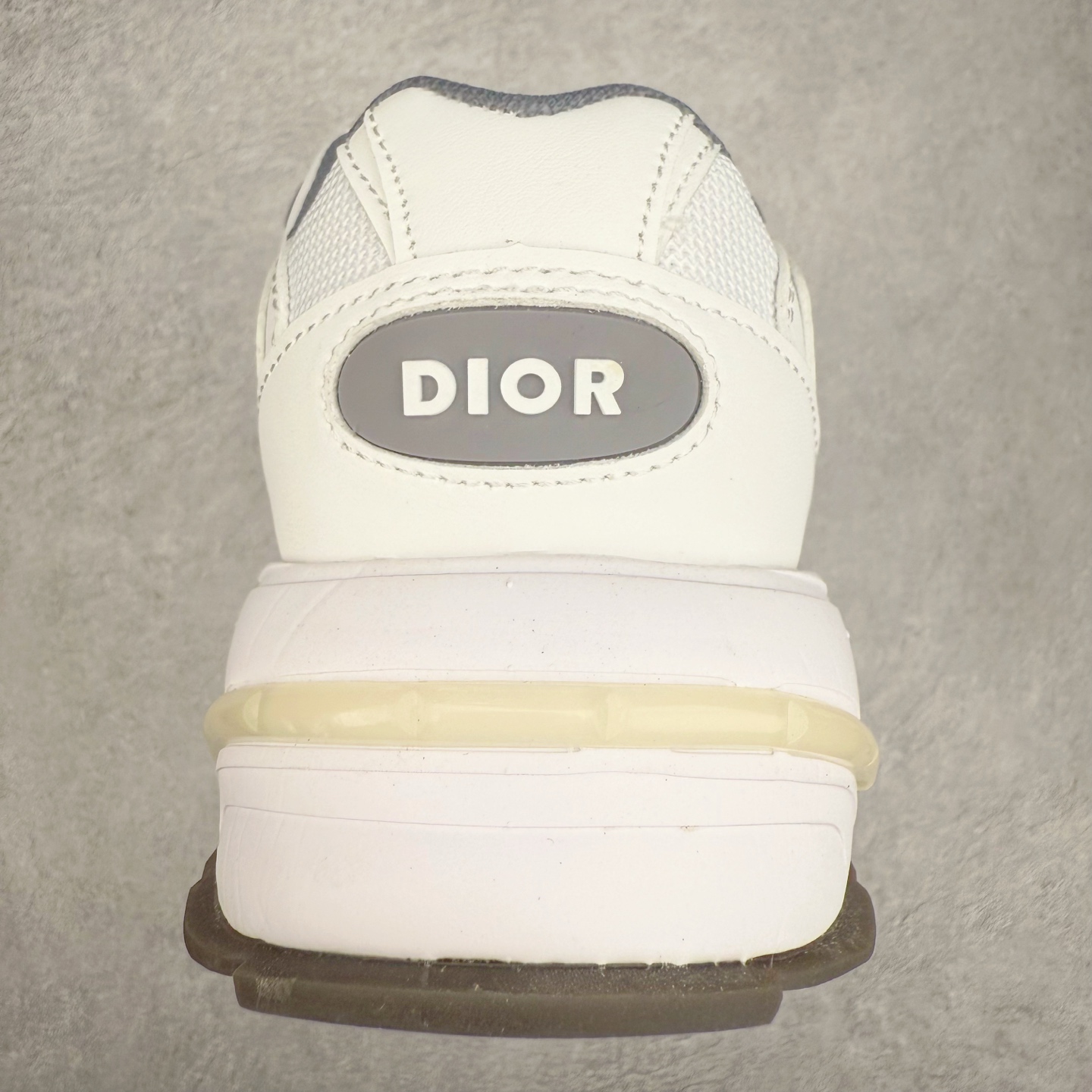 图片[8]-DIOR迪奥CD1低帮运动休闲鞋 鞋舌饰以“DIOR”标志，搭配轻盈的橡胶鞋底。鞋面采用透气网面，夏季必备单品 可与各式休闲或运动单品随心搭配。尺码：40 41 42 43 44 45-选品中心