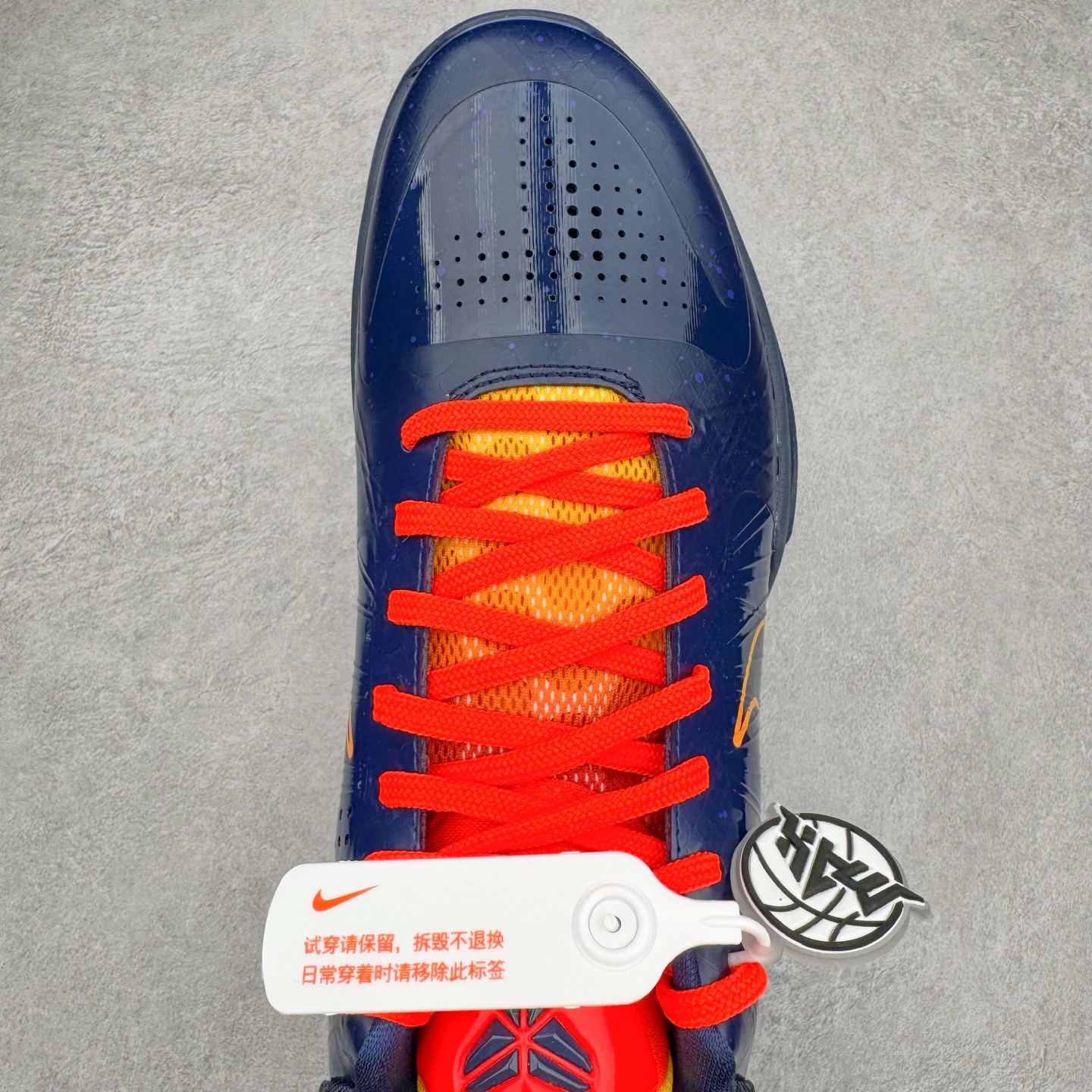 图片[4]-＃灭世/Max Caitlin Clark x Nike Kobe 5 Protro “Indiana Fever” 科比5代克拉克森联名蓝色 IM3207-400 灭世海外球员版 搭载最高工艺标准 版型 外观 细节 用料 不同于市场主流货品 拒绝杀猪套牌纯原套路 欢迎对比品鉴 外观升级点：鞋头冲孔 后跟海绵填充 飞线质感 碳板纹理 纸板对位 悉数升级对标ZP 用料升级点：前掌气垫➕后掌马蹄zoom（增配）澎湃脚感 完美解决正品后掌泡棉衰减问题 版型尺码升级：海外球员版 前掌包裹提升 尺码增加US13 47.5码 适配 职业球员 灭世纯原海外球员版『质 价 比』拉满 拳打杀猪纯原 脚踢一眼假通货 高端外贸渠道口碑爆炸 尺码：39 40 40.5 41 42 42.5 43 44 44.5 45 46 47.5-选品中心