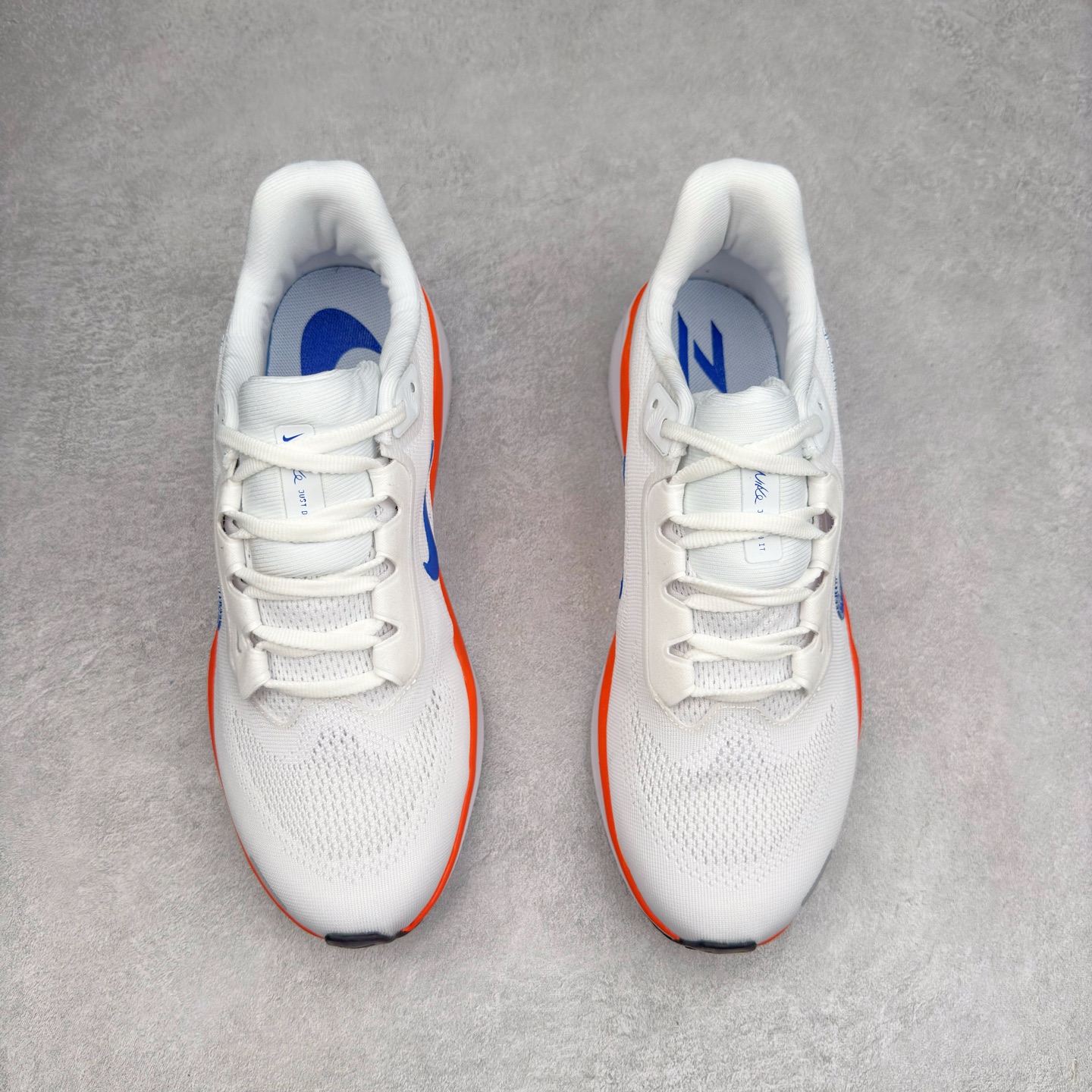 图片[2]-＃特价福利 NK Zoom Pegasus 飞马41代马拉松系列网面透气缓震疾速跑鞋 拥有 Zoom Air 一如既往的稳定感和流畅感 鞋面采用工程网眼设计 为特定高热区域营造出色透气性 进一步增加鞋面的穿孔数量 让足部能够快速散热 中足搭配 Flywire 飞线 在高速运动时营造舒适稳定的贴合感 内置Zoon气垫加持 动力十足 尺码：36 36.5 37.5 38 38.5 39 40 40.5 41 42 42.5 43 44 45-选品中心