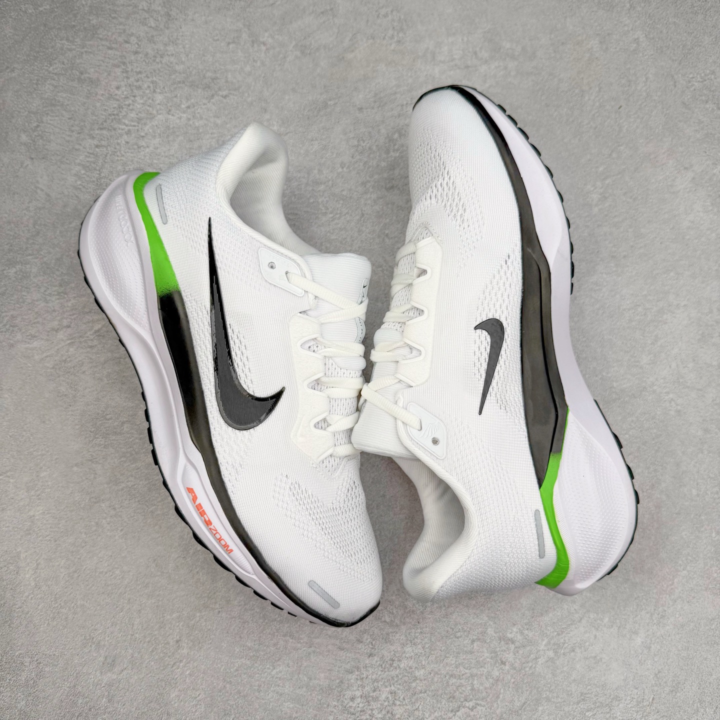 图片[3]-＃特价福利 NK Zoom Pegasus 飞马41代马拉松系列网面透气缓震疾速跑鞋 拥有 Zoom Air 一如既往的稳定感和流畅感 鞋面采用工程网眼设计 为特定高热区域营造出色透气性 进一步增加鞋面的穿孔数量 让足部能够快速散热 中足搭配 Flywire 飞线 在高速运动时营造舒适稳定的贴合感 内置Zoon气垫加持 动力十足 尺码：36 36.5 37.5 38 38.5 39 40 40.5 41 42 42.5 43 44 45-选品中心