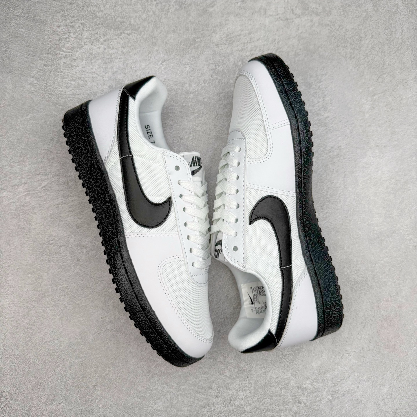 图片[3]-NK Field General 82 美式复古球鞋板鞋 随着复古球鞋文化的复兴 NK将这款曾于 80 年代问世的球鞋重新带回 引起大家的关注 在鞋面设计中融入粒面皮革和织物材质打造 之后再辅以标志性的华夫格纹路橡胶鞋底搭配 经典复刻配色见证 20 世纪 80 年代传奇球星征战赛场的精彩瞬间 尺码：36 36.5 37.5 38 38.5 39 40 40.5 41 42 42.5 43 44 44.5 45-选品中心