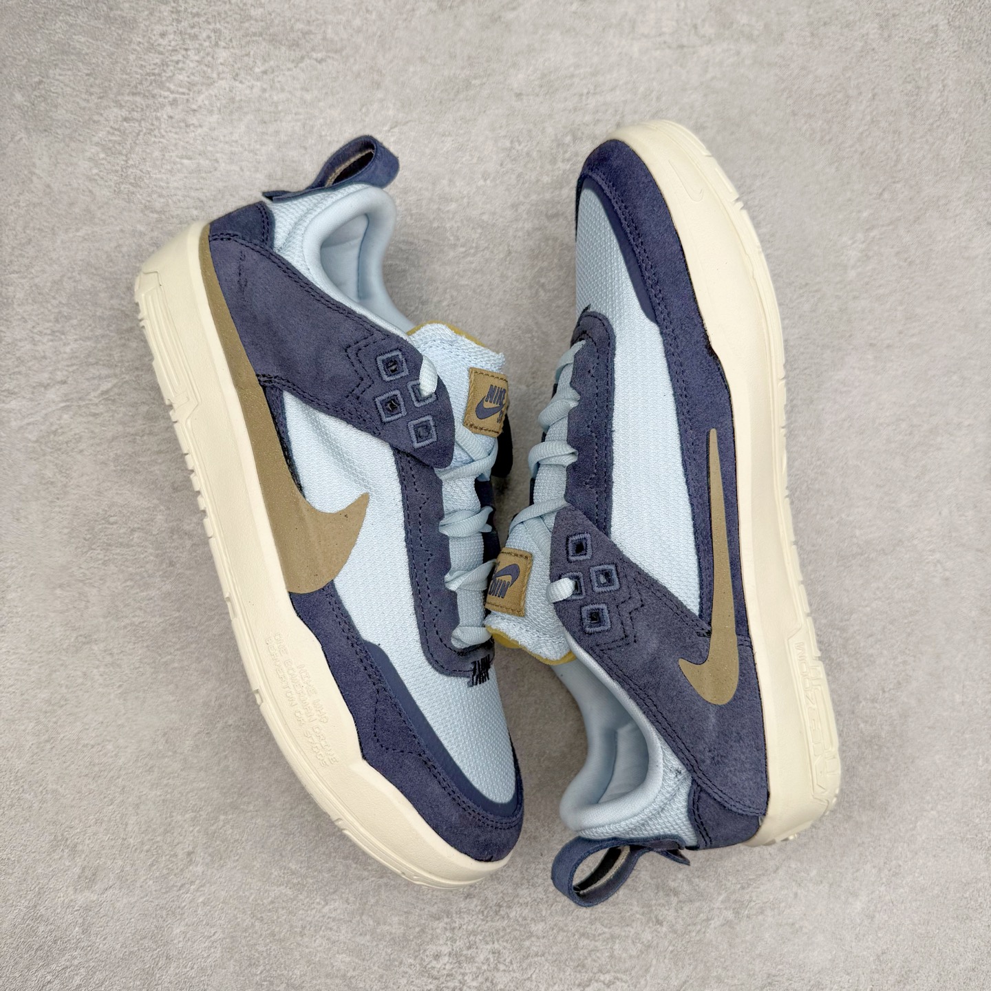 图片[3]-NK SB Day One 低帮休闲板鞋 FN4210-402 鞋款搭载Air Zoom缓震气垫，采用包边结构工艺轻盈柔韧，缔造非凡触板感。织物材料，舒适出众 翻毛皮覆面经久耐穿，塑就挚爱踢板体验。尺码：35.5 36 36.5 37.5 38 38.5 39 40 40.5 41 42 42.5 43 44 44.5 45-选品中心