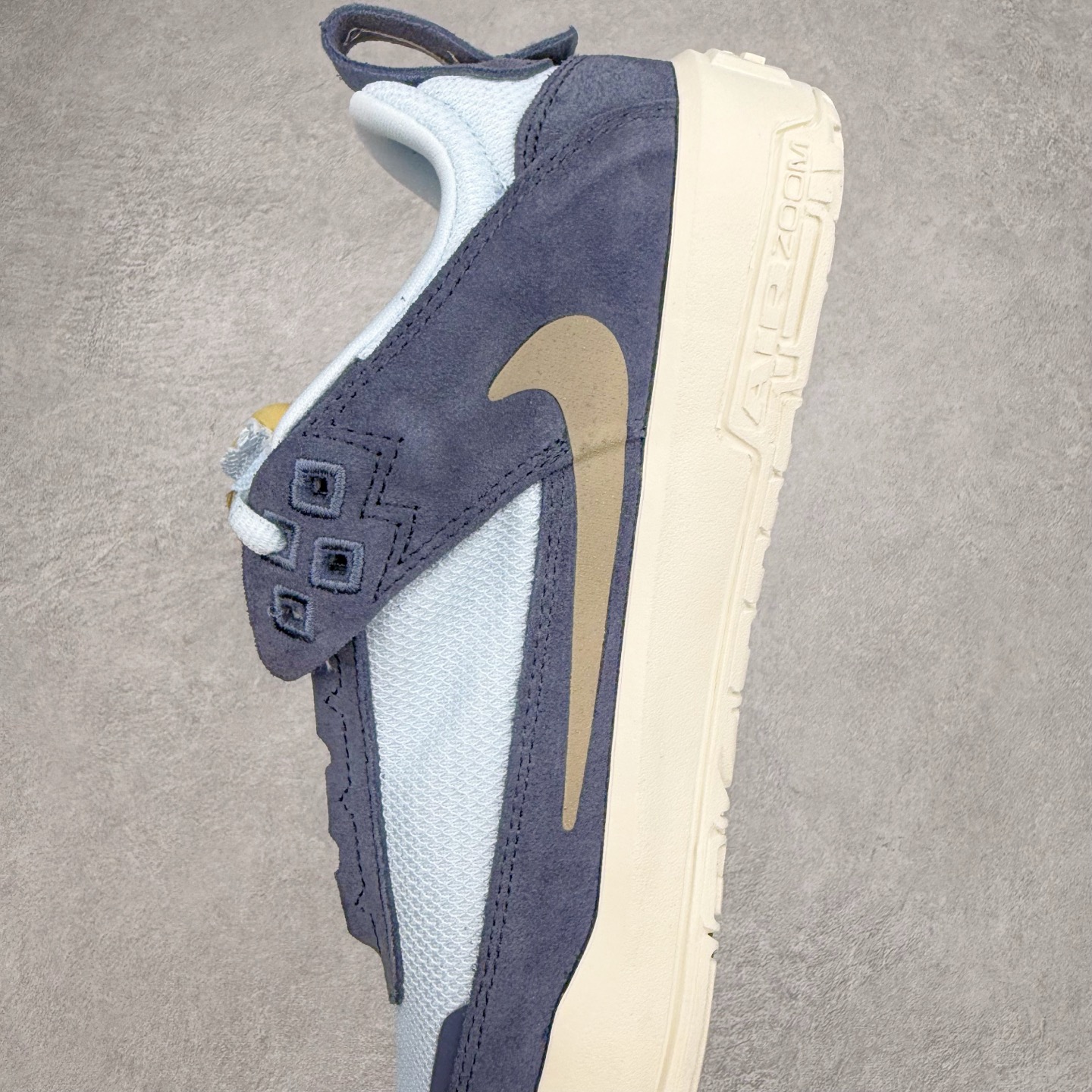 图片[7]-NK SB Day One 低帮休闲板鞋 FN4210-402 鞋款搭载Air Zoom缓震气垫，采用包边结构工艺轻盈柔韧，缔造非凡触板感。织物材料，舒适出众 翻毛皮覆面经久耐穿，塑就挚爱踢板体验。尺码：35.5 36 36.5 37.5 38 38.5 39 40 40.5 41 42 42.5 43 44 44.5 45-选品中心