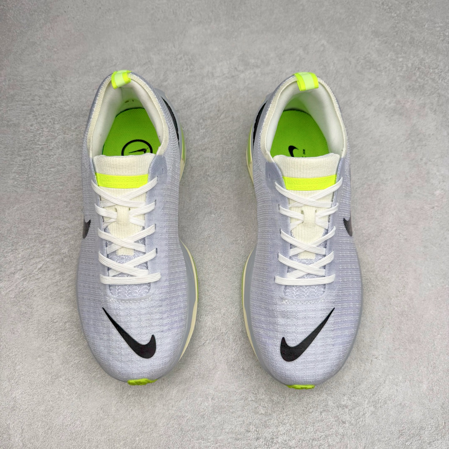 图片[2]-＃福利特价 NK ZoomX Invincible Run Flyknit FK3 不可战胜3代系列轻量飞织低帮休闲运动慢跑鞋 此鞋专为短跑运动员而生 是为 5 至 10 公里距离的赛事和训练打造 整体设计采用流线型的轻质工程网眼材质构成鞋面 并与其他 Running 旗舰鞋款同样搭载全脚掌 ZoomX 缓冲中底 搭配 Pebax 物料与橡胶外底 ZoomX StreakFly 首发配色以Prototype呈现 其灵感是来自开发期间的磨损测试 透过编号的标记与内侧的预期跑步距离突出研发过程 尺码：36 36.5 37.5 38 38.5 39 40 40.5 41 42 42.5 43 44 44.5 45-选品中心