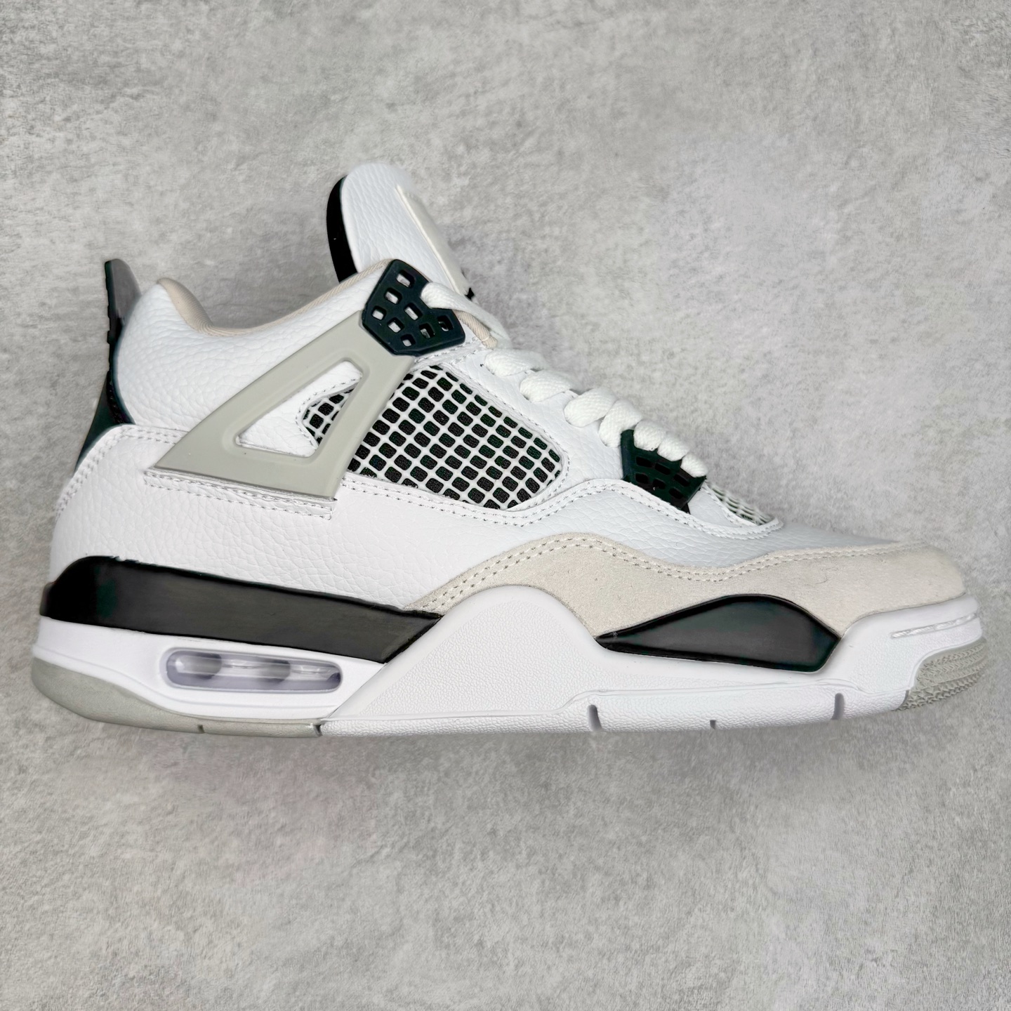 图片[3]-＃S版特价福利 Air Jordan AJ4 Retro 系列 大厂出品 原纸板楦头开发 完美鞋型匹配公司货 正确TPU鞋舌锁扣 乳胶鞋垫 最新原厂底模 大底卡色咬花完美 鞋柜必备鞋款 终端现货供应 尺码：36 36.5 37.5 38 38.5 39 40 40.5 41 42 42.5 43 44 44.5 45 46 47.5-选品中心