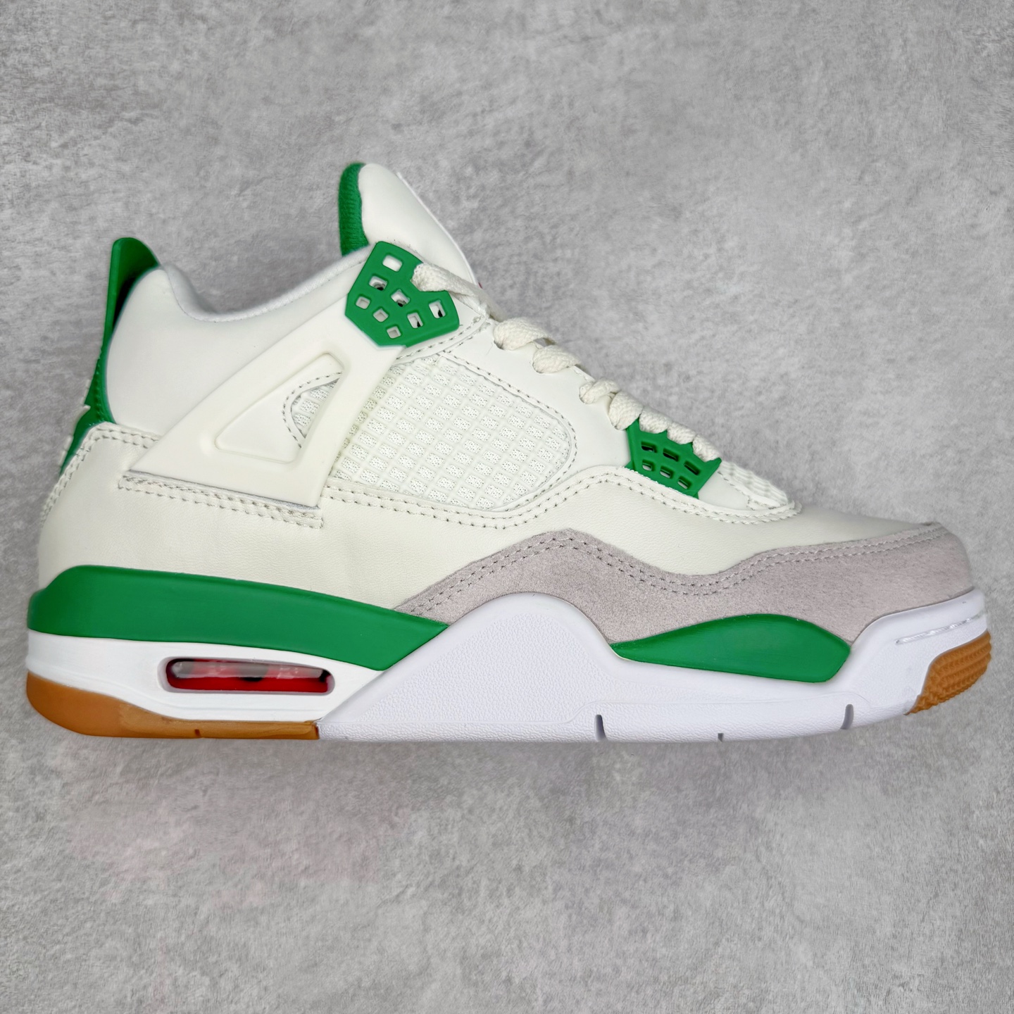 ＃S版特价福利 Air Jordan AJ4 Retro 系列 大厂出品 原纸板楦头开发 完美鞋型匹配公司货 正确TPU鞋舌锁扣 乳胶鞋垫 最新原厂底模 大底卡色咬花完美 鞋柜必备鞋款 终端现货供应 尺码：36 36.5 37.5 38 38.5 39 40 40.5 41 42 42.5 43 44 44.5 45 46 47.5-选品中心