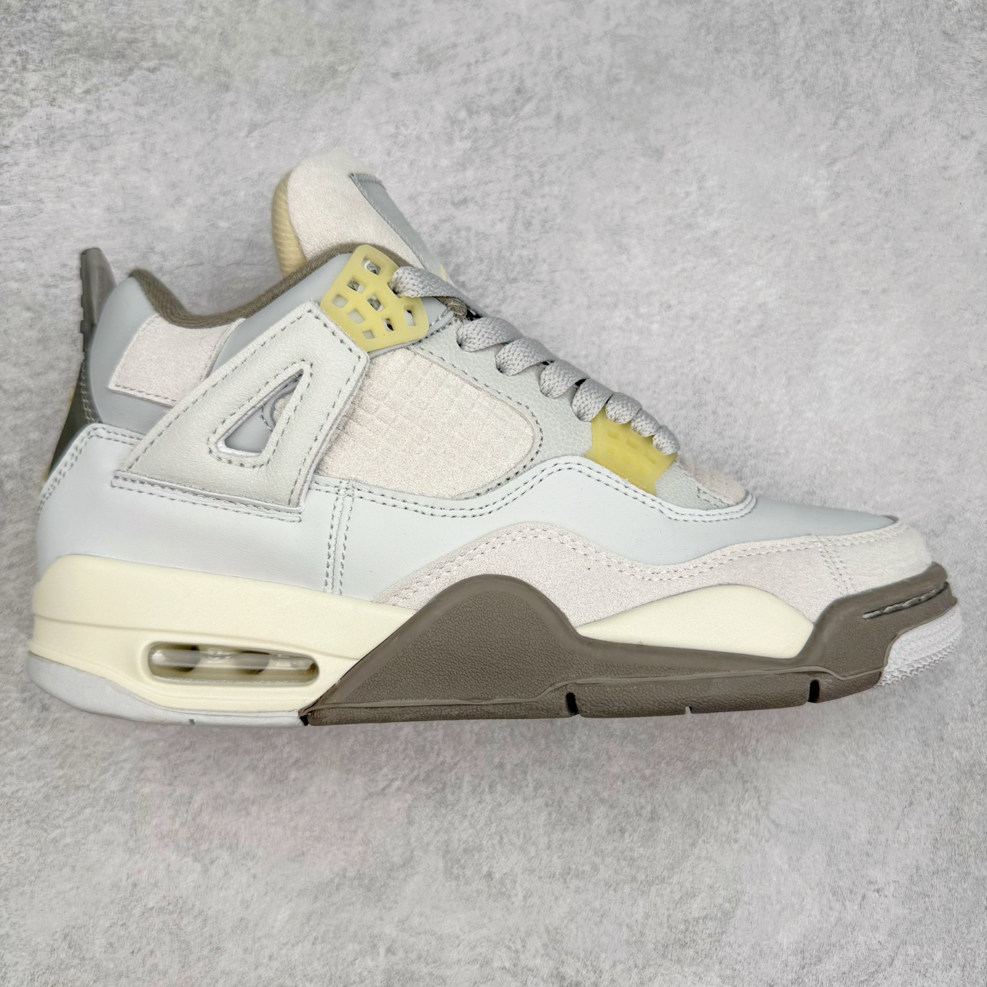 图片[4]-＃S版特价福利 Air Jordan AJ4 Retro 系列 大厂出品 原纸板楦头开发 完美鞋型匹配公司货 正确TPU鞋舌锁扣 乳胶鞋垫 最新原厂底模 大底卡色咬花完美 鞋柜必备鞋款 终端现货供应 尺码：36 36.5 37.5 38 38.5 39 40 40.5 41 42 42.5 43 44 44.5 45 46 47.5-选品中心