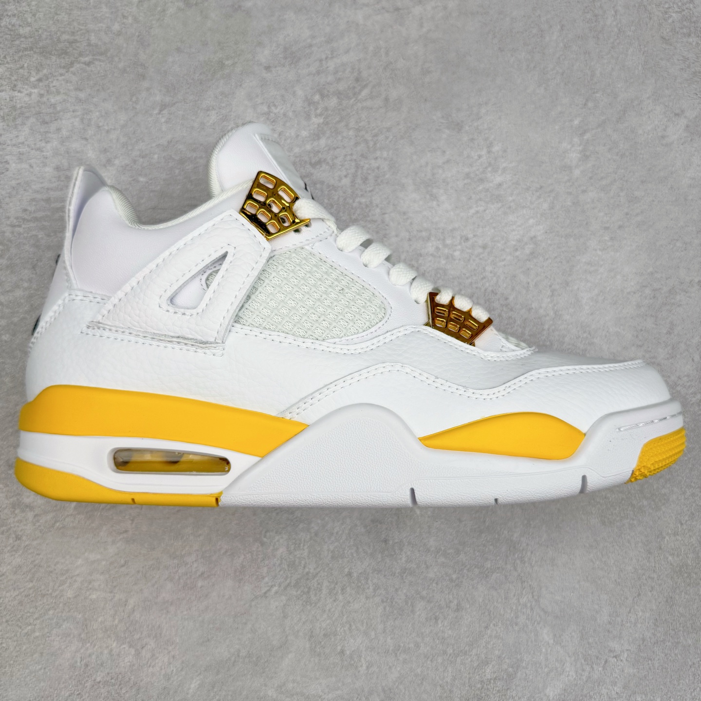 图片[5]-＃S版特价福利 Air Jordan AJ4 Retro 系列 大厂出品 原纸板楦头开发 完美鞋型匹配公司货 正确TPU鞋舌锁扣 乳胶鞋垫 最新原厂底模 大底卡色咬花完美 鞋柜必备鞋款 终端现货供应 尺码：36 36.5 37.5 38 38.5 39 40 40.5 41 42 42.5 43 44 44.5 45 46 47.5-选品中心