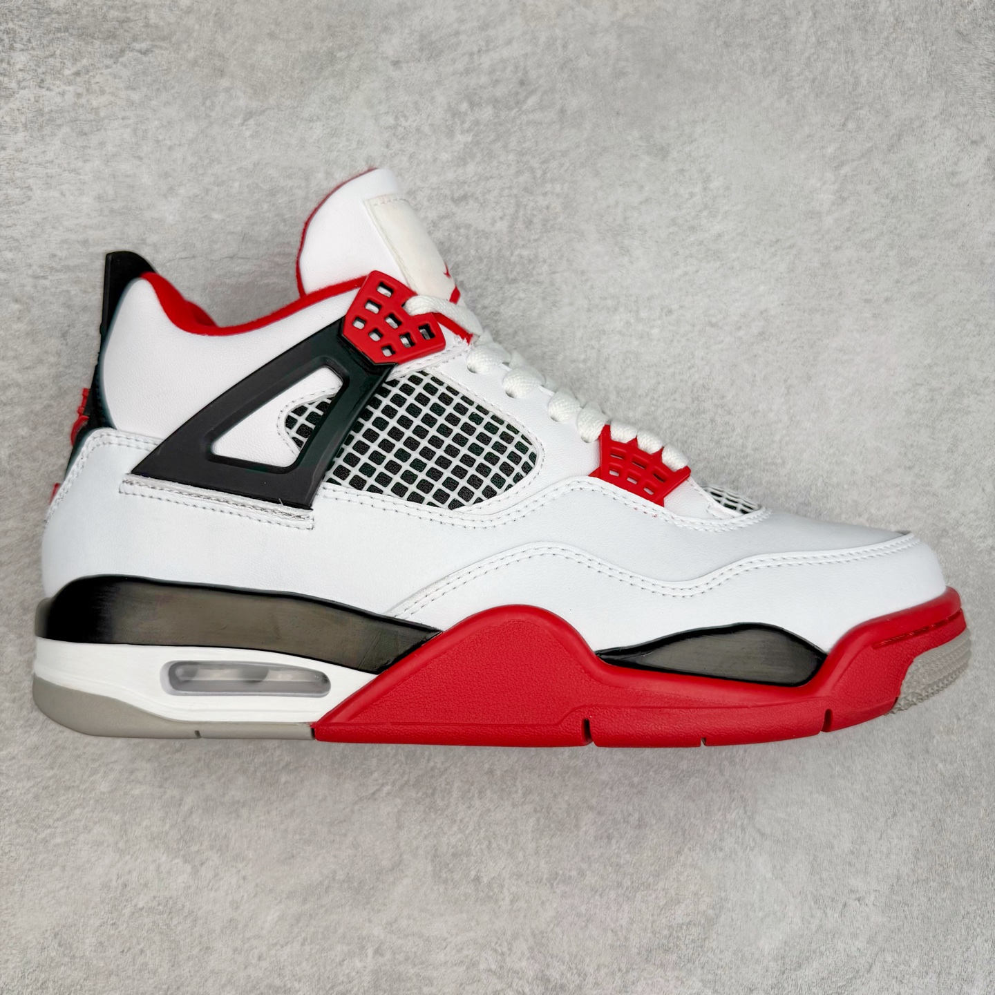 图片[5]-＃S版特价福利 Air Jordan AJ4 Retro 系列 大厂出品 原纸板楦头开发 完美鞋型匹配公司货 正确TPU鞋舌锁扣 乳胶鞋垫 最新原厂底模 大底卡色咬花完美 鞋柜必备鞋款 终端现货供应 尺码：36 36.5 37.5 38 38.5 39 40 40.5 41 42 42.5 43 44 44.5 45 46 47.5-选品中心