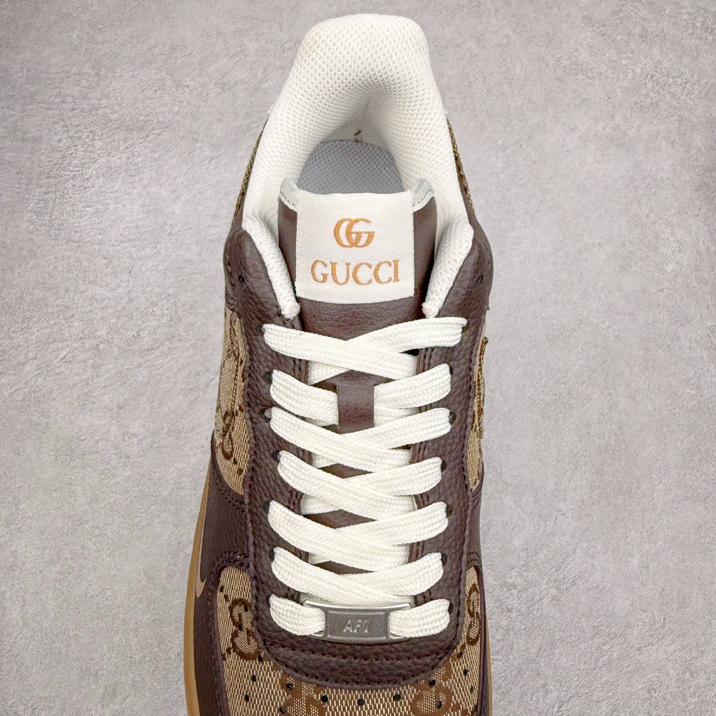 图片[5]-NK Air Force 1´07 Low 空军一号低帮百搭休闲运动板鞋 LW9279-004 柔软、弹性十足的缓震性能和出色的中底设计 横跨复古与现代的外型结合 造就出风靡全球 三十多年的Force 1 直到今天还深受青睐 实拍调校N版已经零色差零失真 百分百还原实物色彩所见即所得 不存在货不对板色差等低级问题 选购参考实物拍摄 不混卖不参货 只用心做好货严格选品 承诺混一赔十 尺码：36 36.5 37.5 38 38.5 39 40 40.5 41 42 42.5 43 44 44.5 45-选品中心