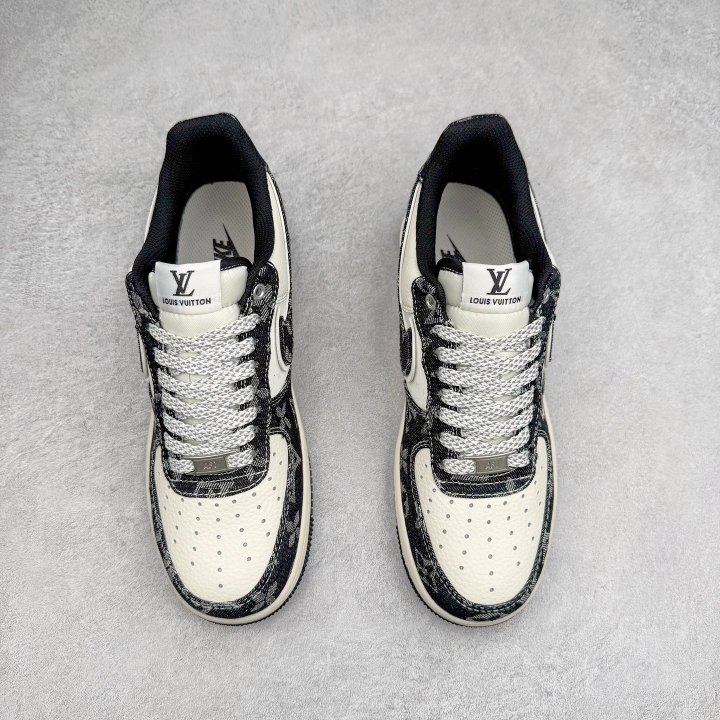 图片[2]-NK Air Force 1´07 Low 空军一号低帮百搭休闲运动板鞋 YX5066-353 柔软、弹性十足的缓震性能和出色的中底设计 横跨复古与现代的外型结合 造就出风靡全球 三十多年的Force 1 直到今天还深受青睐 实拍调校N版已经零色差零失真 百分百还原实物色彩所见即所得 不存在货不对板色差等低级问题 选购参考实物拍摄 不混卖不参货 只用心做好货严格选品 承诺混一赔十 尺码：36 36.5 37.5 38 38.5 39 40 40.5 41 42 42.5 43 44 44.5 45-选品中心