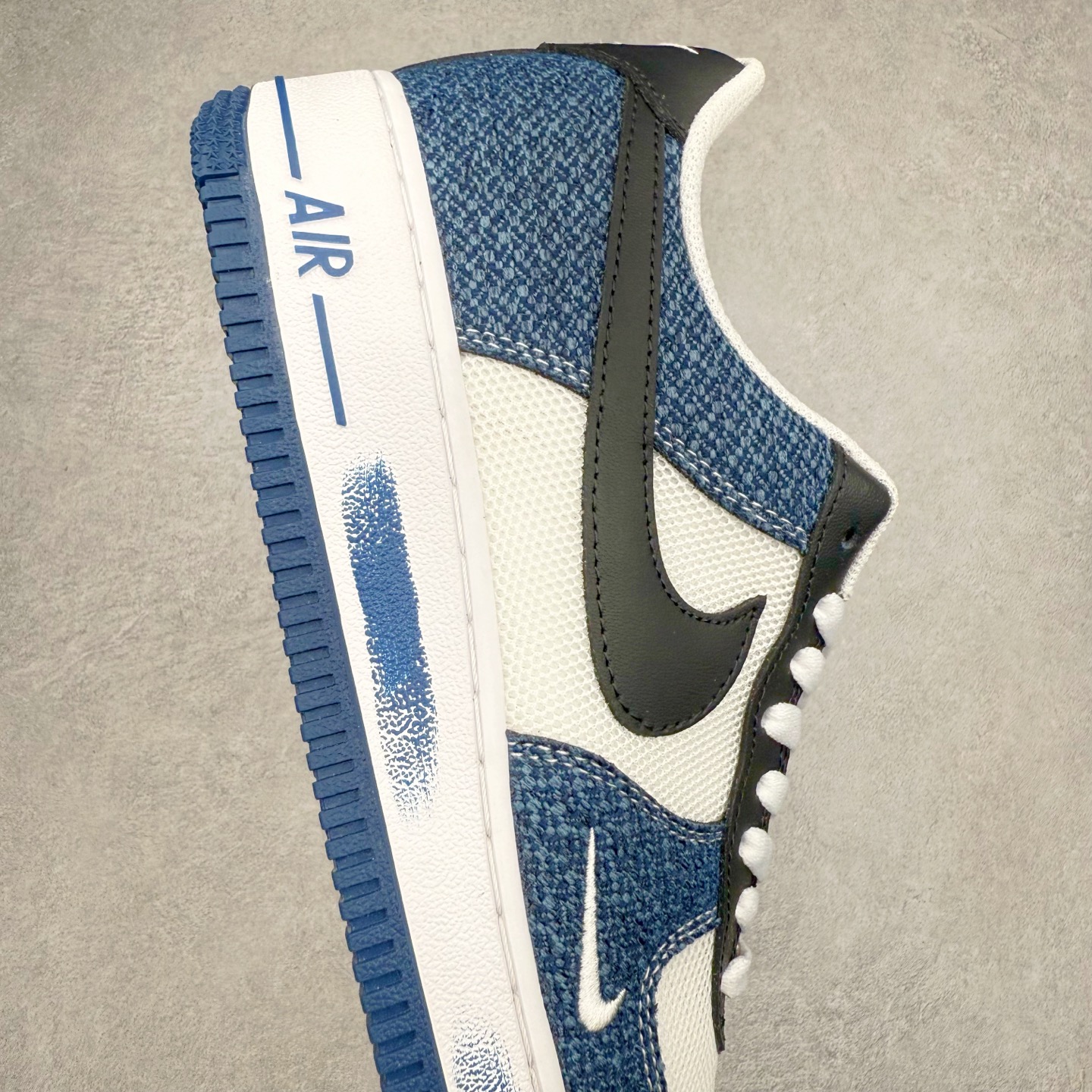 图片[6]-NK Air Force 1´07 Low 空军一号低帮百搭休闲运动板鞋 ZH0316-089 柔软、弹性十足的缓震性能和出色的中底设计 横跨复古与现代的外型结合 造就出风靡全球 三十多年的Force 1 直到今天还深受青睐 实拍调校N版已经零色差零失真 百分百还原实物色彩所见即所得 不存在货不对板色差等低级问题 选购参考实物拍摄 不混卖不参货 只用心做好货严格选品 承诺混一赔十 尺码：36 36.5 37.5 38 38.5 39 40 40.5 41 42 42.5 43 44 44.5 45-选品中心