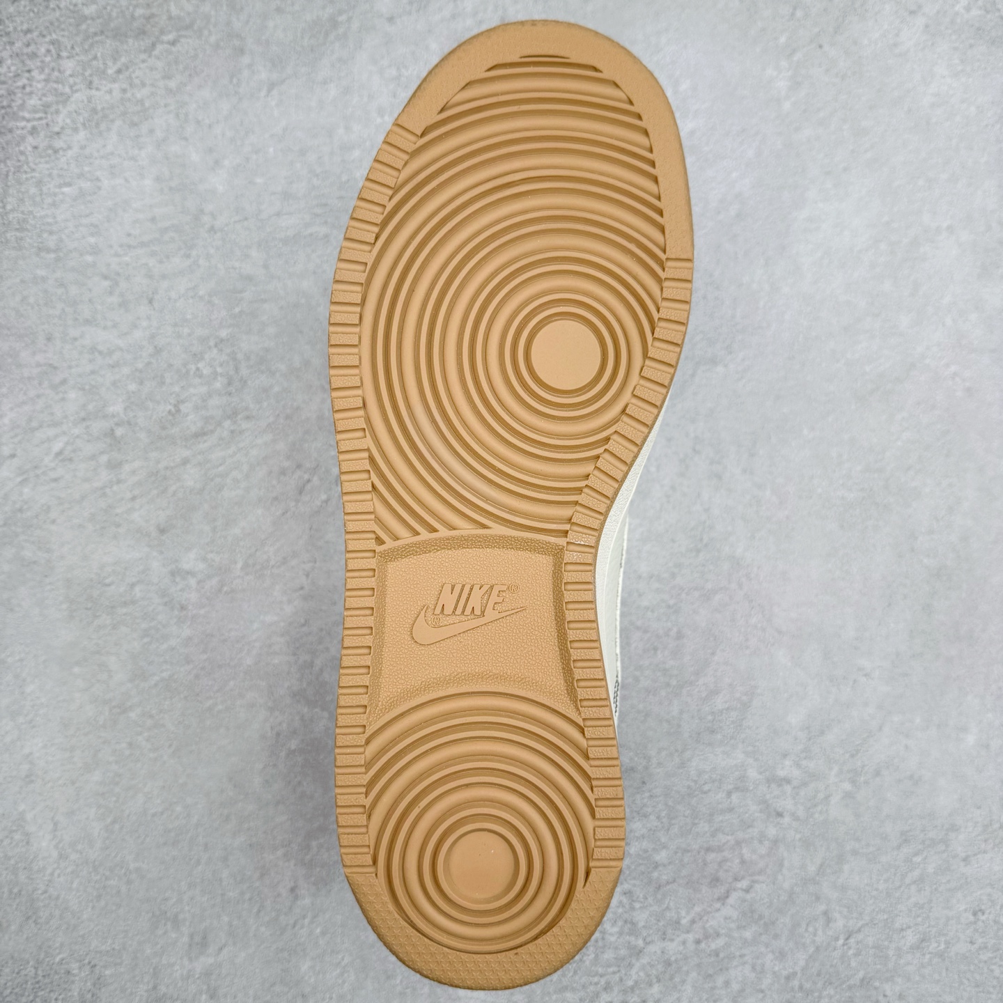 图片[9]-NK Court Vision 1 Low 低帮板鞋 “Supreme联名——黑线生胶” CS5288-013 折边针车 工艺难度大 原楦头原纸板 原装鞋盒 定制五金配件 内置全掌气垫 原厂鞋底 尺码：36 36.5 37.5 38 38.5 39 40 40.5 41 42 42.5 43 44 44.5 45-选品中心