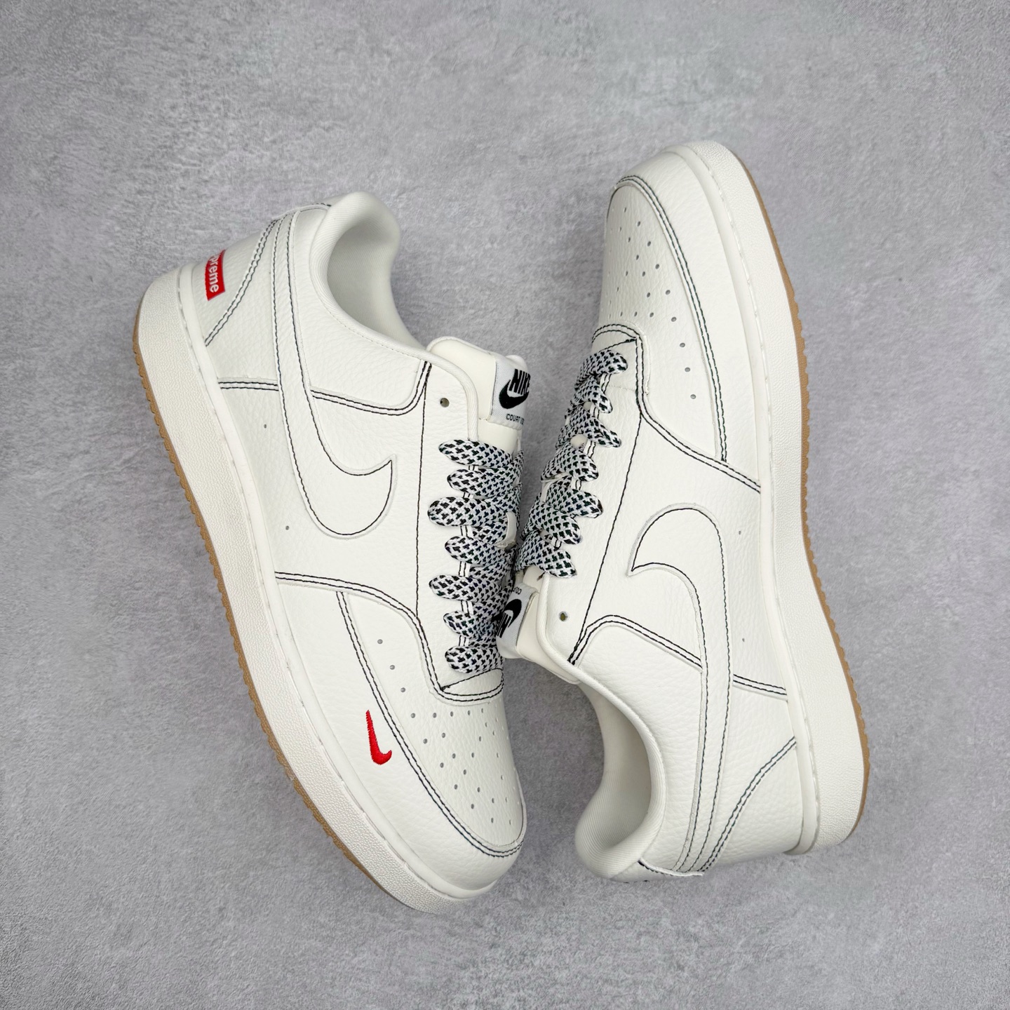 图片[3]-NK Court Vision 1 Low 低帮板鞋 “Supreme联名——黑线生胶” CS5288-013 折边针车 工艺难度大 原楦头原纸板 原装鞋盒 定制五金配件 内置全掌气垫 原厂鞋底 尺码：36 36.5 37.5 38 38.5 39 40 40.5 41 42 42.5 43 44 44.5 45-选品中心