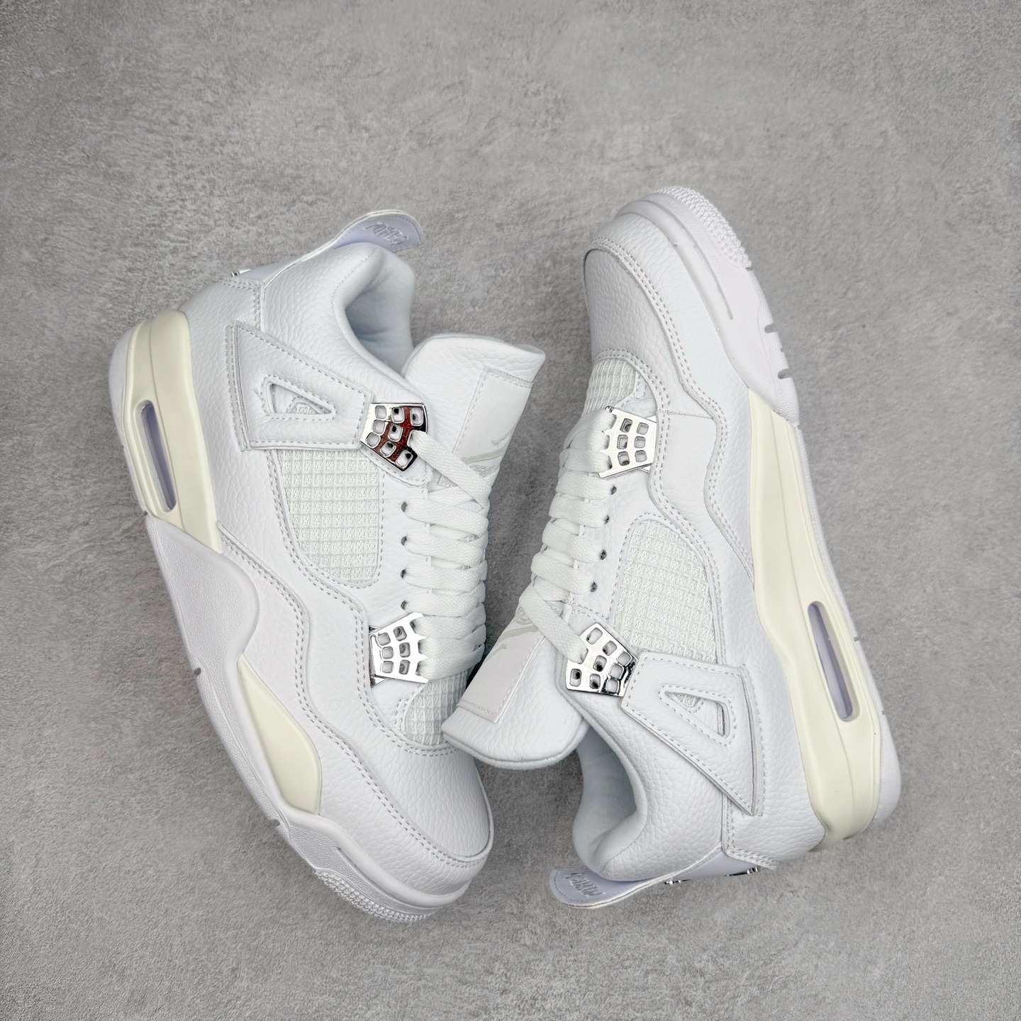 图片[3]-＃S版特价福利 Air Jordan AJ4 Retro 系列 大厂出品 原纸板楦头开发 完美鞋型匹配公司货 正确TPU鞋舌锁扣 乳胶鞋垫 最新原厂底模 大底卡色咬花完美 鞋柜必备鞋款 终端现货供应 尺码：36 36.5 37.5 38 38.5 39 40 40.5 41 42 42.5 43 44 44.5 45 46 47.5-选品中心