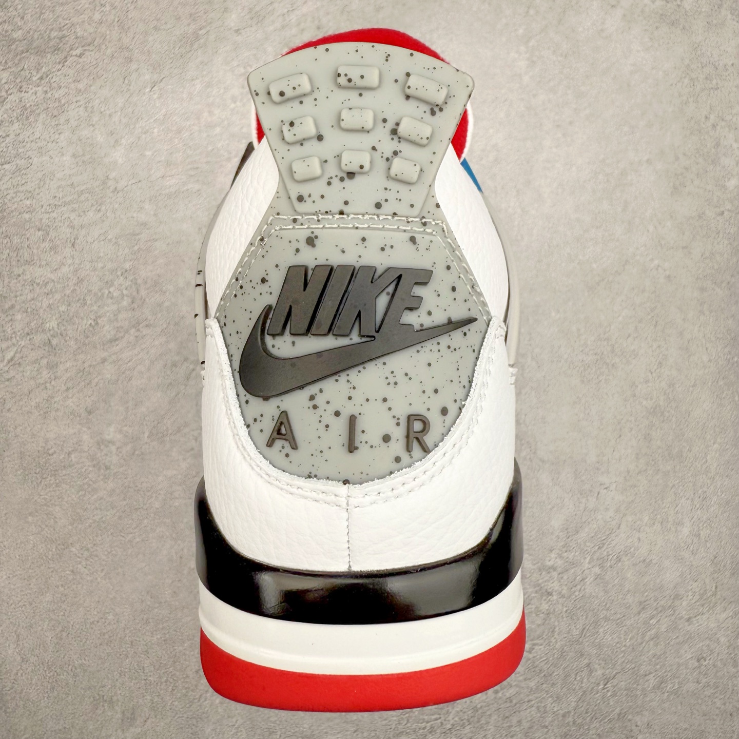 图片[8]-＃S版特价福利 Air Jordan AJ4 Retro 系列 大厂出品 原纸板楦头开发 完美鞋型匹配公司货 正确TPU鞋舌锁扣 乳胶鞋垫 最新原厂底模 大底卡色咬花完美 鞋柜必备鞋款 终端现货供应 尺码：36 36.5 37.5 38 38.5 39 40 40.5 41 42 42.5 43 44 44.5 45 46 47.5-选品中心