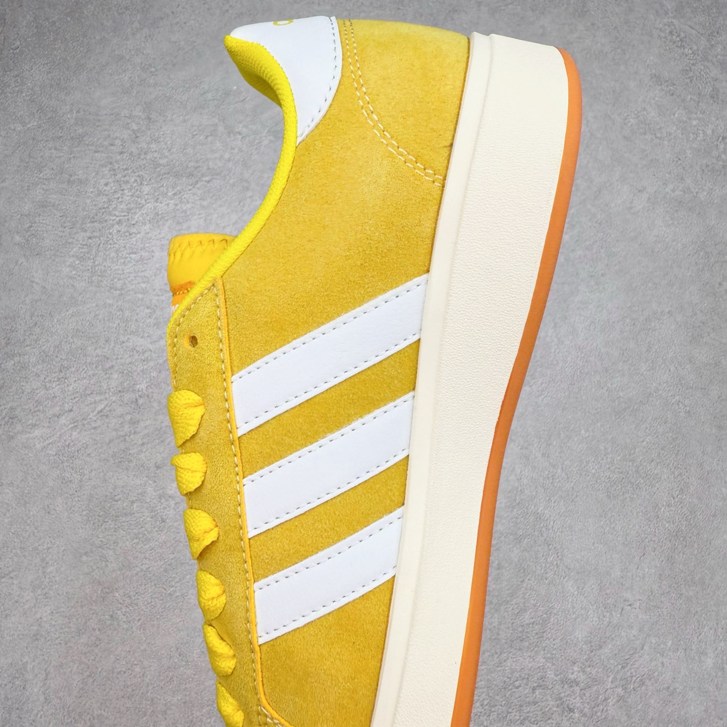 图片[7]-ADGRAND COURT ALPHA 三叶草休闲复古运动板鞋 经典侧面三道杠和鞋舌三道杠的标示彰显其身份 承载青春情怀的板鞋 品牌辨识度清晰 舒适百搭防滑耐磨 尺码：36 36.5 37.5 38 38.5 39 40 40.5 41 42 42.5 43 44 44.5 45-选品中心