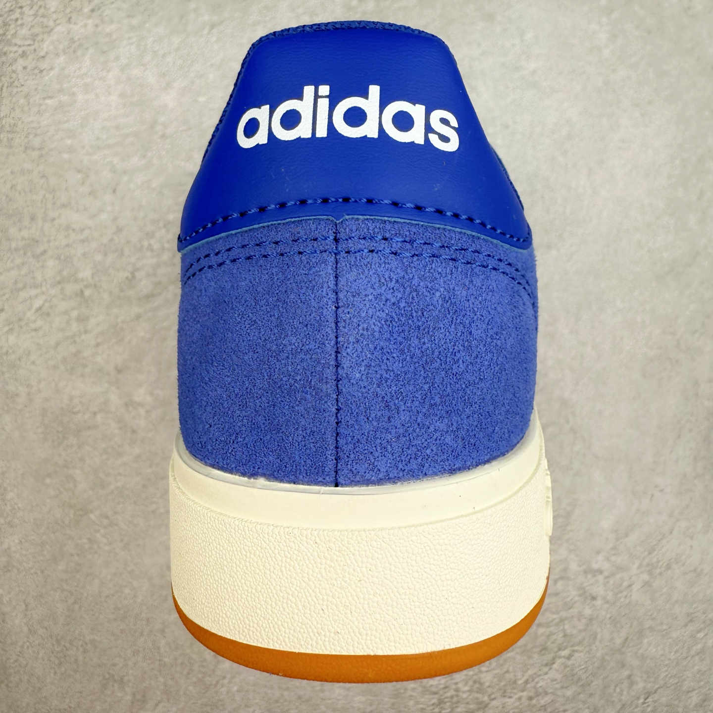 图片[8]-ADGRAND COURT ALPHA 三叶草休闲复古运动板鞋 经典侧面三道杠和鞋舌三道杠的标示彰显其身份 承载青春情怀的板鞋 品牌辨识度清晰 舒适百搭防滑耐磨 尺码：36 36.5 37.5 38 38.5 39 40 40.5 41 42 42.5 43 44 44.5 45-选品中心