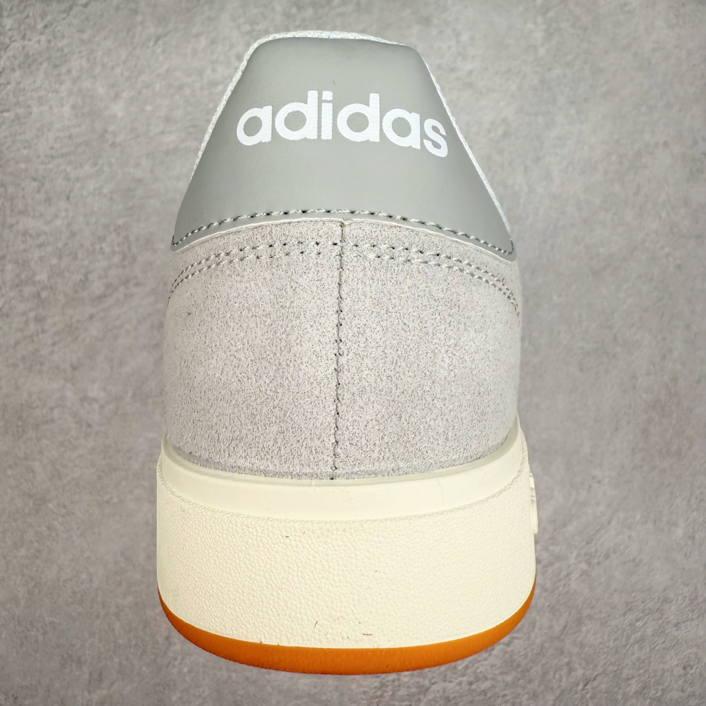 图片[8]-ADGRAND COURT ALPHA 三叶草休闲复古运动板鞋 经典侧面三道杠和鞋舌三道杠的标示彰显其身份 承载青春情怀的板鞋 品牌辨识度清晰 舒适百搭防滑耐磨 尺码：36 36.5 37.5 38 38.5 39 40 40.5 41 42 42.5 43 44 44.5 45-选品中心