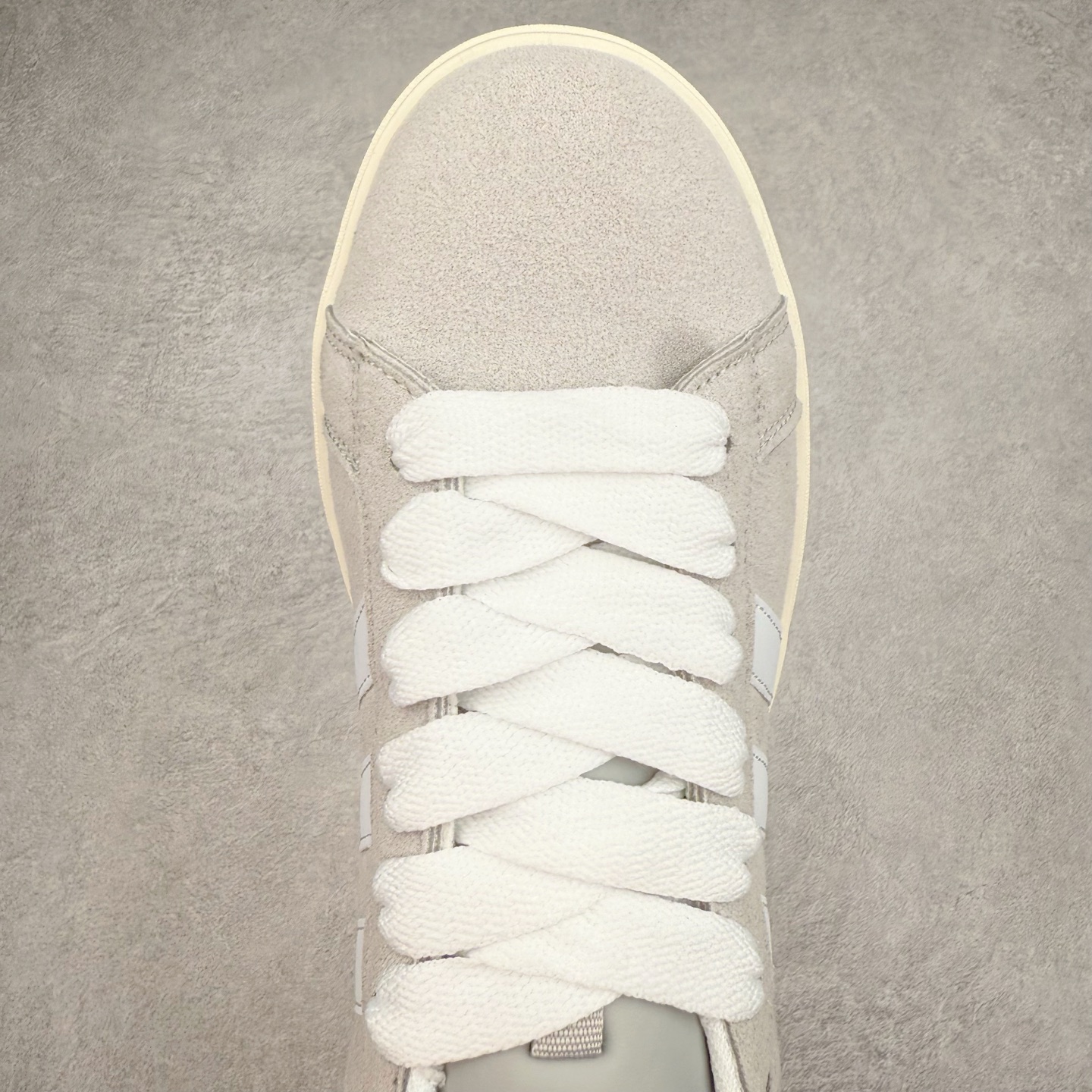 图片[4]-ADGRAND COURT ALPHA 三叶草休闲复古运动板鞋 经典侧面三道杠和鞋舌三道杠的标示彰显其身份 承载青春情怀的板鞋 品牌辨识度清晰 舒适百搭防滑耐磨 尺码：36 36.5 37.5 38 38.5 39 40 40.5 41 42 42.5 43 44 44.5 45-选品中心