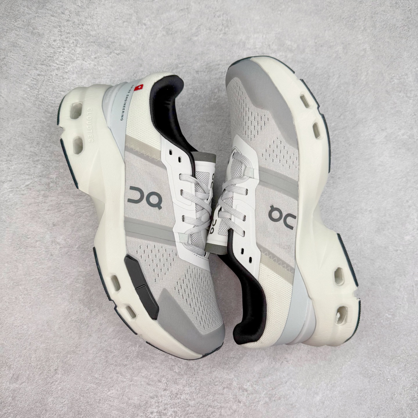 图片[3]-On Cloudflow 昂跑减震生活休闲鞋 此运动品牌 开创于2010年 缓震着陆、强效回弹、轻柔质感的设计构思始终是ON研制关键 与此同时基于“为全球提供革新性的跑步感受”信念 陆续推出了多款跑鞋及其以专业运动人体跑步工程学为设计关键的功能性跑步服饰设备 让跑者不费力气地畅快畅跑 尺码：36 36.5 37.5 38 38.5 39 40 40.5 41 42 42.5 43 44 44.5 45-选品中心