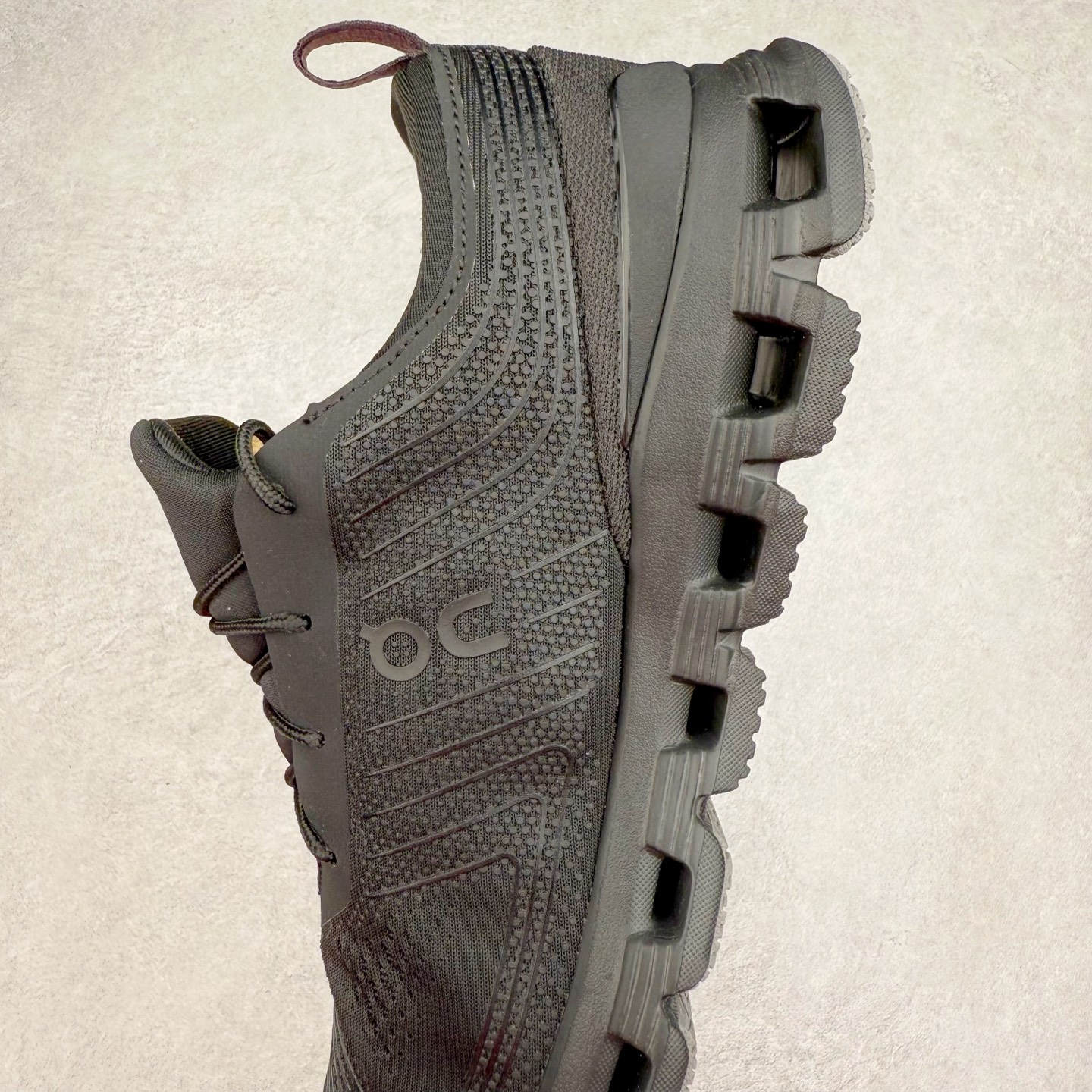 图片[7]-On Cloud X Z5 昂跑减震生活休闲鞋 此运动品牌 开创于2010年 缓震着陆、强效回弹、轻柔质感的设计构思始终是ON研制关键 与此同时基于“为全球提供革新性的跑步感受”信念 陆续推出了多款跑鞋及其以专业运动人体跑步工程学为设计关键的功能性跑步服饰设备 让跑者不费力气地畅快畅跑 尺码：36 36.5 37.5 38 38.5 39 40 40.5 41 42 42.5 43 44 44.5 45-选品中心