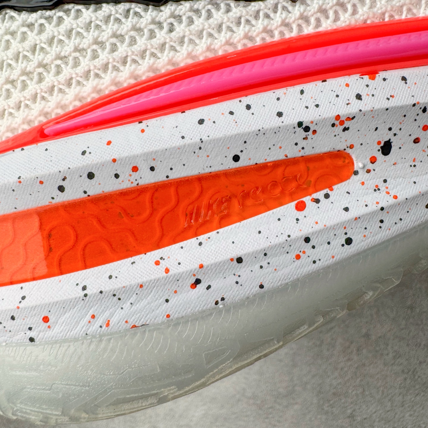 图片[15]-＃灭世纯原 NK ZOOM GT CUT 1 低帮实战篮球鞋 CZ0176-106 历时三月调试 完美版型独家呈现 独家革新四层加厚复合鞋面 鞋面强度及支撑性能秒杀市场尝鲜纯原 独家内置高韧性TPU抗扭片 尝鲜纯原无抗扭片 原厂ZOOM 配套工艺气垫 澎湃脚感上脚可鉴 区分市场假气垫 低气压气垫 大底正确拼接式SWOOSH图案 区分市场一体式贴膜 原厂REACT中底发泡模具 前掌纹路极其立体 防滑性能优异 实战出真知 历经多位圈内大神实战测试 尺码：39 40 40.5 41 42 42.5 43 44 44.5 45 46-选品中心