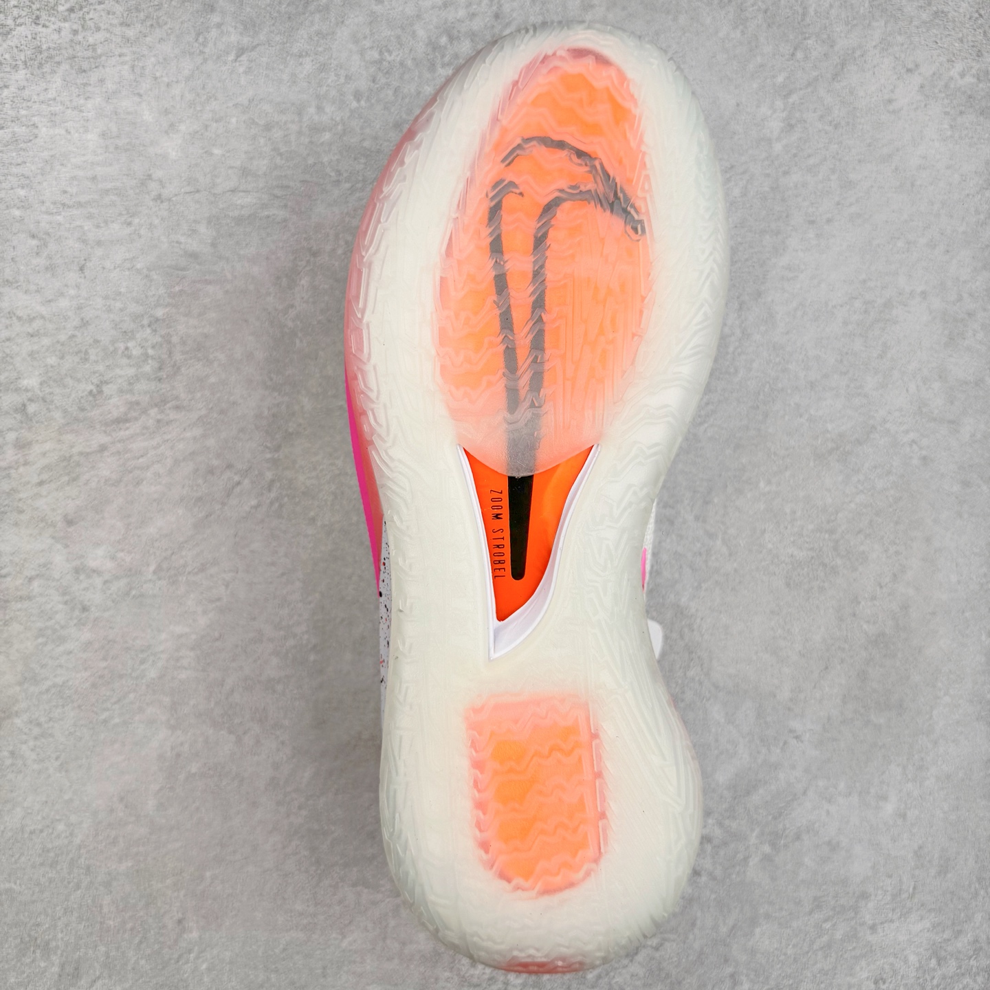 图片[9]-＃灭世纯原 NK ZOOM GT CUT 1 低帮实战篮球鞋 CZ0176-106 历时三月调试 完美版型独家呈现 独家革新四层加厚复合鞋面 鞋面强度及支撑性能秒杀市场尝鲜纯原 独家内置高韧性TPU抗扭片 尝鲜纯原无抗扭片 原厂ZOOM 配套工艺气垫 澎湃脚感上脚可鉴 区分市场假气垫 低气压气垫 大底正确拼接式SWOOSH图案 区分市场一体式贴膜 原厂REACT中底发泡模具 前掌纹路极其立体 防滑性能优异 实战出真知 历经多位圈内大神实战测试 尺码：39 40 40.5 41 42 42.5 43 44 44.5 45 46-选品中心