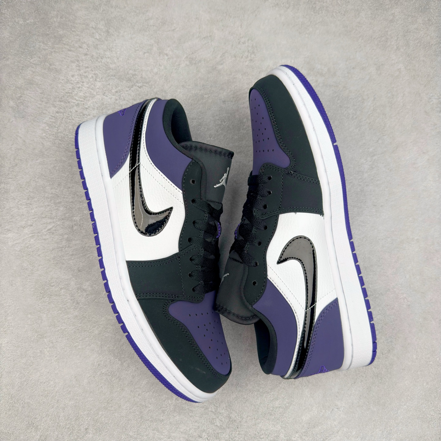 图片[3]-＃C版福利特价 Air Jordan AJ1 Low 低帮系列 百分百全新货品 零氧化发霉 给足利润空间操作 超乎所想的高性价比 原装楦头纸板开发 完美鞋型 超高清洁度 鞋型不臃肿别扭 原厂内置全掌气垫 A模大底 鞋舌AJ原厂专用牛津布 AJ专用反口珍珠布 原厂无杂质高弹内里海棉 特殊封边弹力鞋带 原鞋开模 拒绝公底 购置公司同步原材料 都有细节原汁原味 忠于原版 尺码：36 36.5 37.5 38 38.5 39 40 40.5 41 42 42.5 43 44 44.5 45 46-选品中心