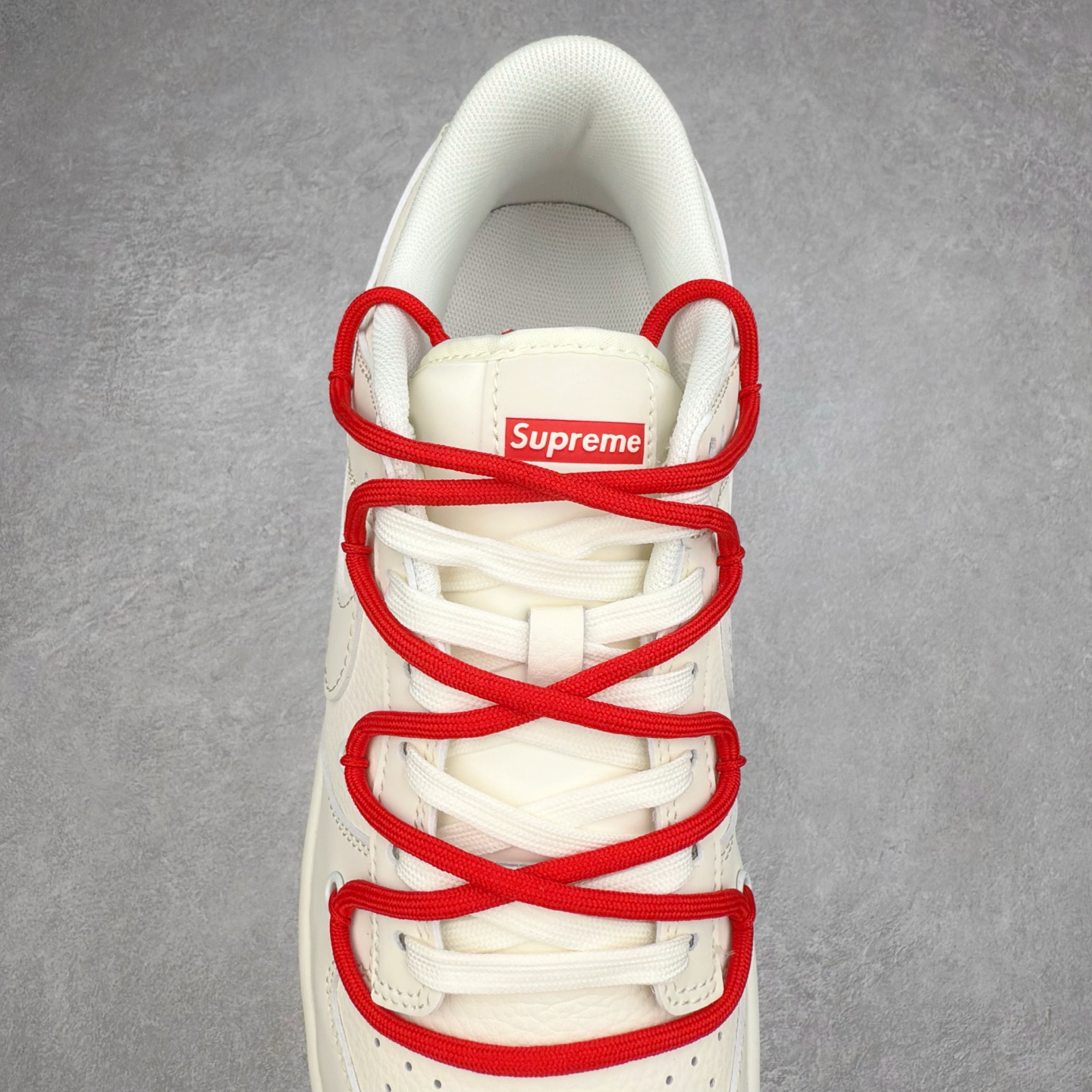 图片[5]-NK Dunk Low 定制配色 DM6868-085 大厂出品 极力推荐 原装头层材料 独家版型蒸餾加工帶來的是更好的视觉和脚感体验大厂纯原品质出货 清洁度 电绣工艺 皮料切割干净无任何毛边 细节完美 实拍调校N版已经零色差零失真 百分百还原实物色彩所见即所得 不存在货不对板色差等低级问题 选购参考实物拍摄 不混卖不参货 只用心做好货严格选品 承诺混一赔十 尺码：36 36.5 37.5 38 38.5 39 40 40.5 41 42 42.5 43 44 44.5 45-选品中心