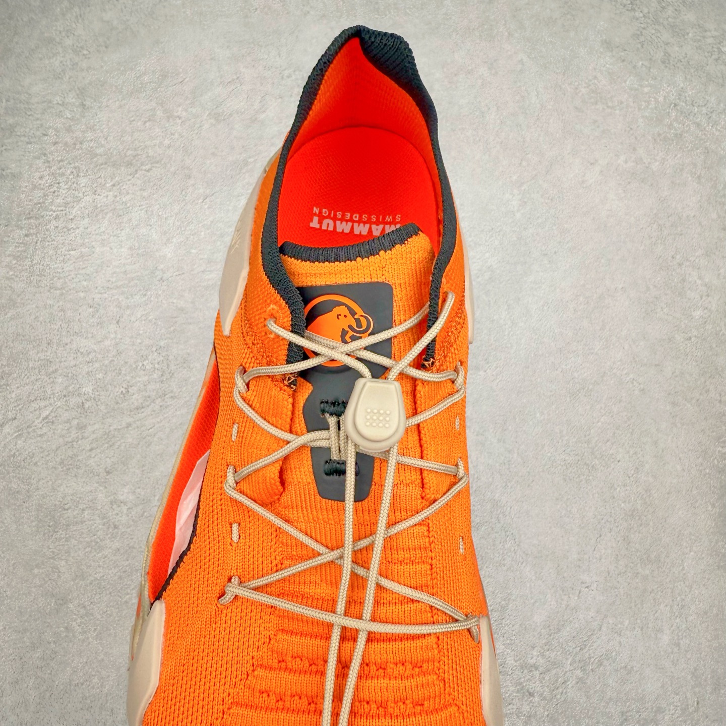 图片[5]-MAMMUT猛犸象 Hueco Knit 2 登山靴多功能鞋履 独立私模 顶级复刻百分百还原# 应用BASE FIT 2.0专利技术 拥有优越的抓地力、护趾力和运动缓冲功能 可折叠鞋跟 透气针织鞋面 适合春夏与初秋季节的设计 即刻\\\”履\\\”行出发 尺码：36 36.5 37.5 38 38.5 39 40 40.5 41 42 42.5 43 44 44.5 45 46-选品中心