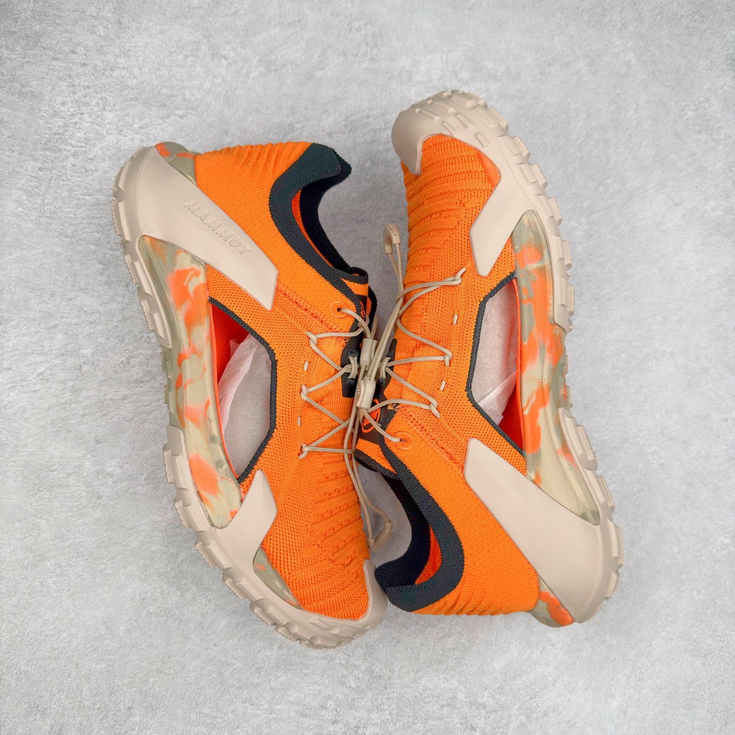 图片[3]-MAMMUT猛犸象 Hueco Knit 2 登山靴多功能鞋履 独立私模 顶级复刻百分百还原# 应用BASE FIT 2.0专利技术 拥有优越的抓地力、护趾力和运动缓冲功能 可折叠鞋跟 透气针织鞋面 适合春夏与初秋季节的设计 即刻\\\”履\\\”行出发 尺码：36 36.5 37.5 38 38.5 39 40 40.5 41 42 42.5 43 44 44.5 45 46-选品中心