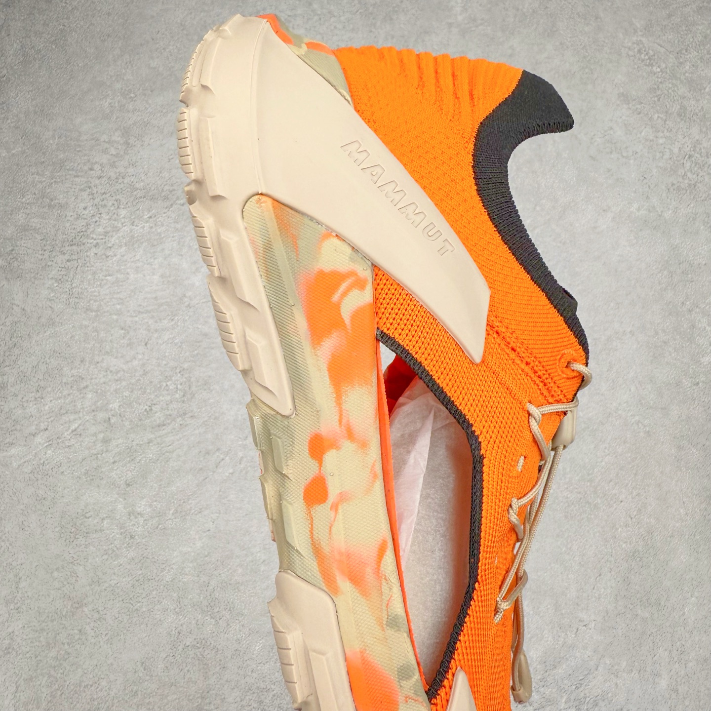 图片[6]-MAMMUT猛犸象 Hueco Knit 2 登山靴多功能鞋履 独立私模 顶级复刻百分百还原# 应用BASE FIT 2.0专利技术 拥有优越的抓地力、护趾力和运动缓冲功能 可折叠鞋跟 透气针织鞋面 适合春夏与初秋季节的设计 即刻\\\”履\\\”行出发 尺码：36 36.5 37.5 38 38.5 39 40 40.5 41 42 42.5 43 44 44.5 45 46-选品中心