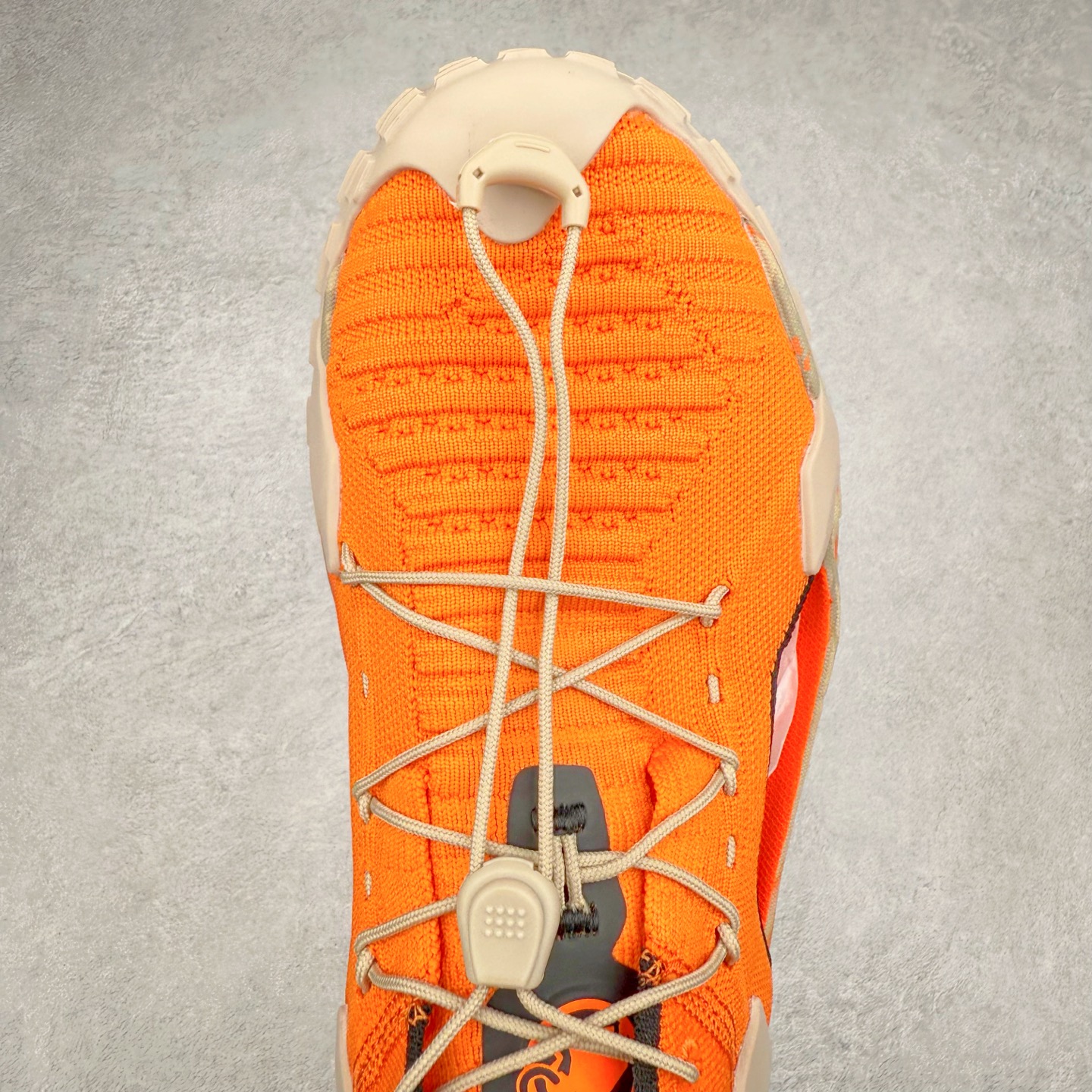 图片[4]-MAMMUT猛犸象 Hueco Knit 2 登山靴多功能鞋履 独立私模 顶级复刻百分百还原# 应用BASE FIT 2.0专利技术 拥有优越的抓地力、护趾力和运动缓冲功能 可折叠鞋跟 透气针织鞋面 适合春夏与初秋季节的设计 即刻\\\”履\\\”行出发 尺码：36 36.5 37.5 38 38.5 39 40 40.5 41 42 42.5 43 44 44.5 45 46-选品中心