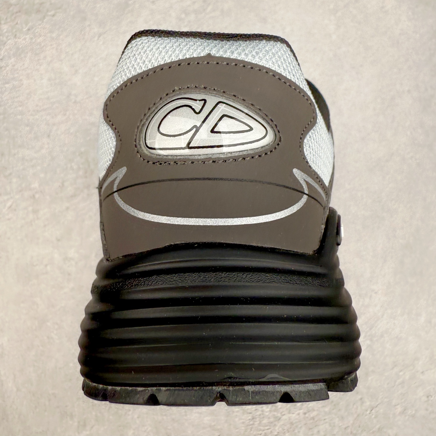 图片[8]-＃福利特价 Dior B30 迪奥网眼织物低帮运动休闲鞋 该款系列采用黑网色眼织物白和色科技料面精心制 作饰以反光“CD30”图形标志 外格轻盈的刻雕效果橡胶鞋搭底配标志性点的缀提升格调 内弹部力细节塑造想理的舒适穿着体验可与各休式闲造型配搭 彰显尚时现代的运风动范 尺码：36 37 35 39 40 41 42 43 44 45-选品中心