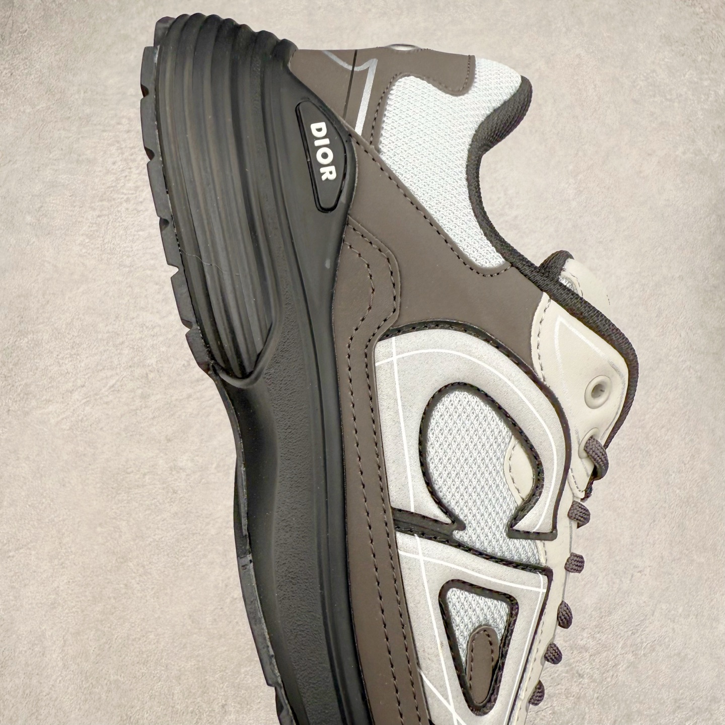 图片[6]-＃福利特价 Dior B30 迪奥网眼织物低帮运动休闲鞋 该款系列采用黑网色眼织物白和色科技料面精心制 作饰以反光“CD30”图形标志 外格轻盈的刻雕效果橡胶鞋搭底配标志性点的缀提升格调 内弹部力细节塑造想理的舒适穿着体验可与各休式闲造型配搭 彰显尚时现代的运风动范 尺码：36 37 35 39 40 41 42 43 44 45-选品中心