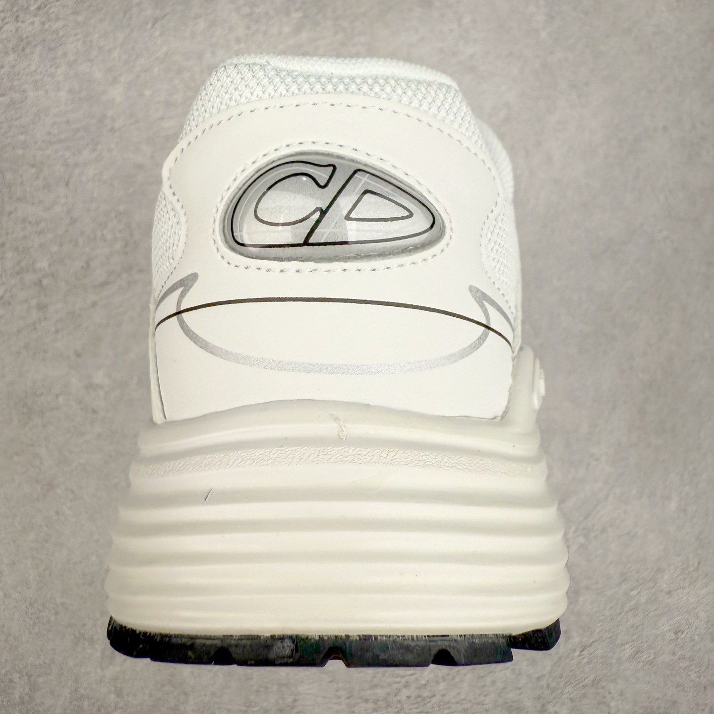 图片[8]-＃福利特价 Dior B30 迪奥网眼织物低帮运动休闲鞋 该款系列采用黑网色眼织物白和色科技料面精心制 作饰以反光“CD30”图形标志 外格轻盈的刻雕效果橡胶鞋搭底配标志性点的缀提升格调 内弹部力细节塑造想理的舒适穿着体验可与各休式闲造型配搭 彰显尚时现代的运风动范 尺码：36 37 35 39 40 41 42 43 44 45-选品中心