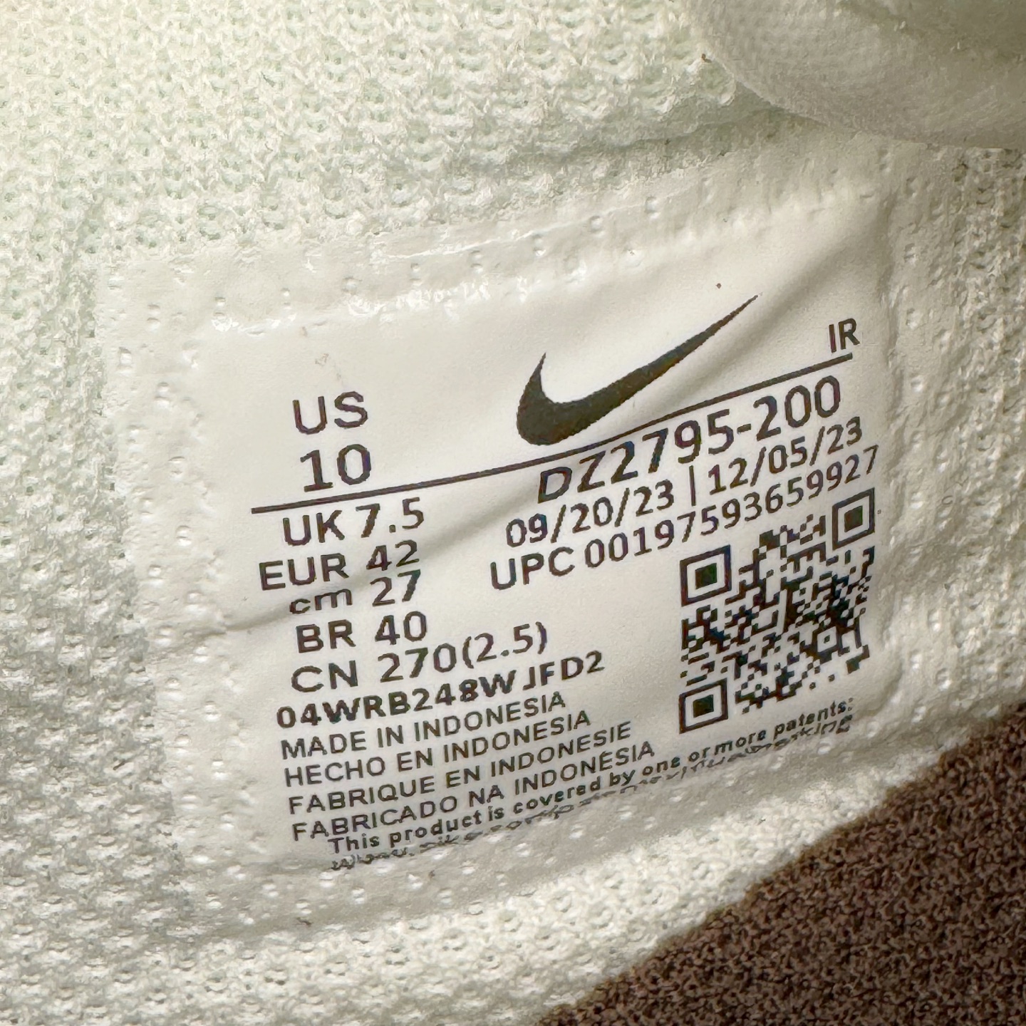 图片[13]-＃S2纯原 NK Classic Cortez Leather 阿甘复古初代皮革慢跑鞋 DZ2795-200 实体平台指令订单 全套原纸板楦头开发 原厂数据大底磨具 一比一鞋头弧度高度鞋身弧度 细节品控鞋型随意对比 正确烫金高频细节 公司级标准检验QC 区分市面一切版本 完美复刻阿甘复古鞋型 尺码：35.5 36 36.5 37.5 38 38.5 39 40 40.5 41 42 42.5 43 44 45-选品中心