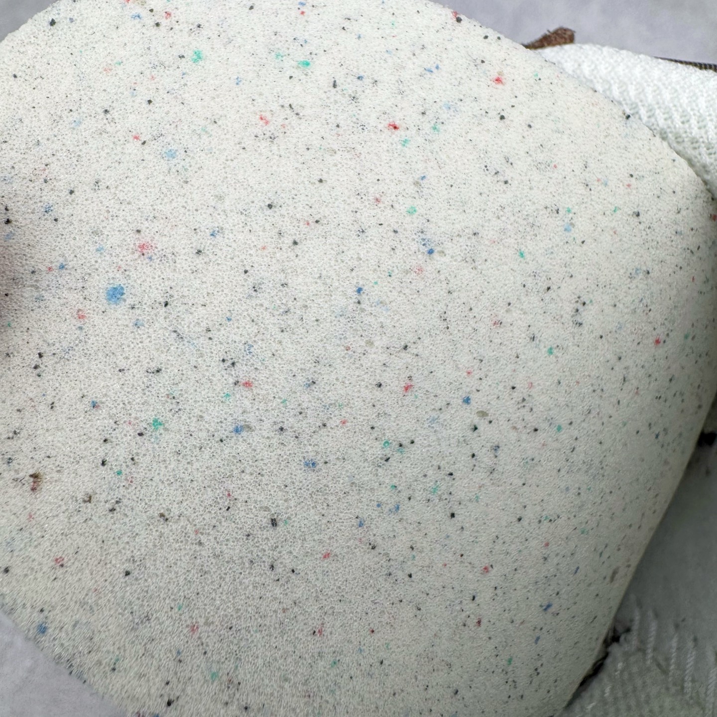 图片[12]-＃S2纯原 NK Classic Cortez Leather 阿甘复古初代皮革慢跑鞋 DZ2795-200 实体平台指令订单 全套原纸板楦头开发 原厂数据大底磨具 一比一鞋头弧度高度鞋身弧度 细节品控鞋型随意对比 正确烫金高频细节 公司级标准检验QC 区分市面一切版本 完美复刻阿甘复古鞋型 尺码：35.5 36 36.5 37.5 38 38.5 39 40 40.5 41 42 42.5 43 44 45-选品中心